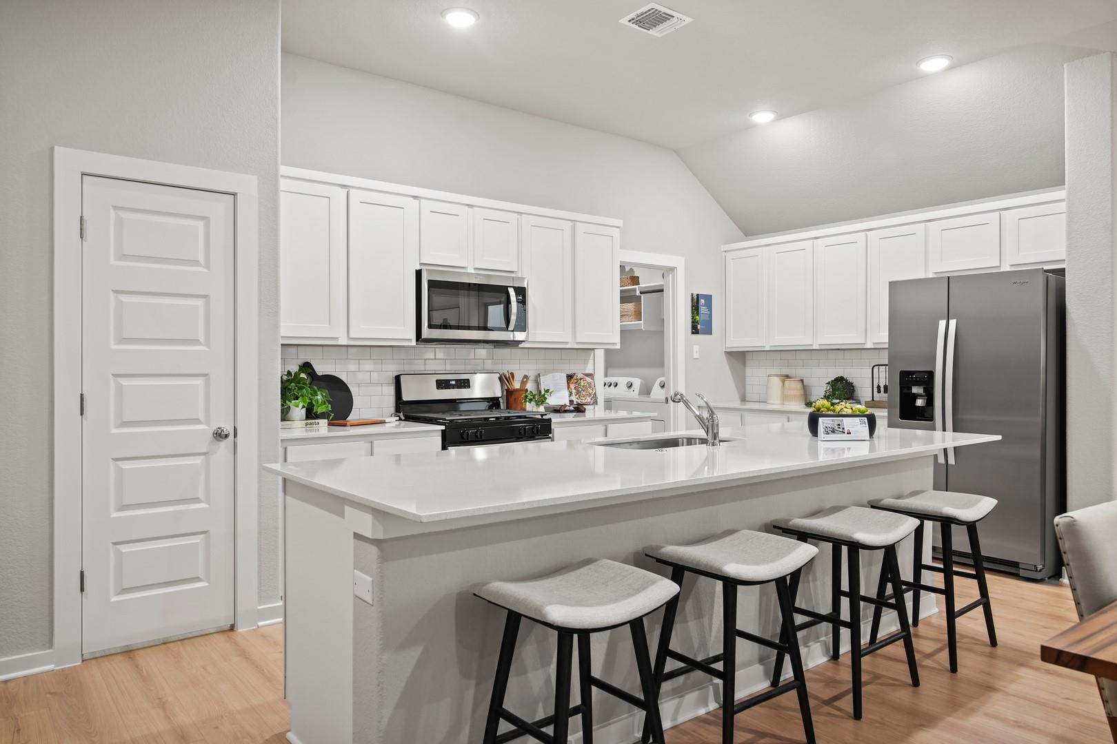 154 Tolo Dr, Elgin, TX 78621