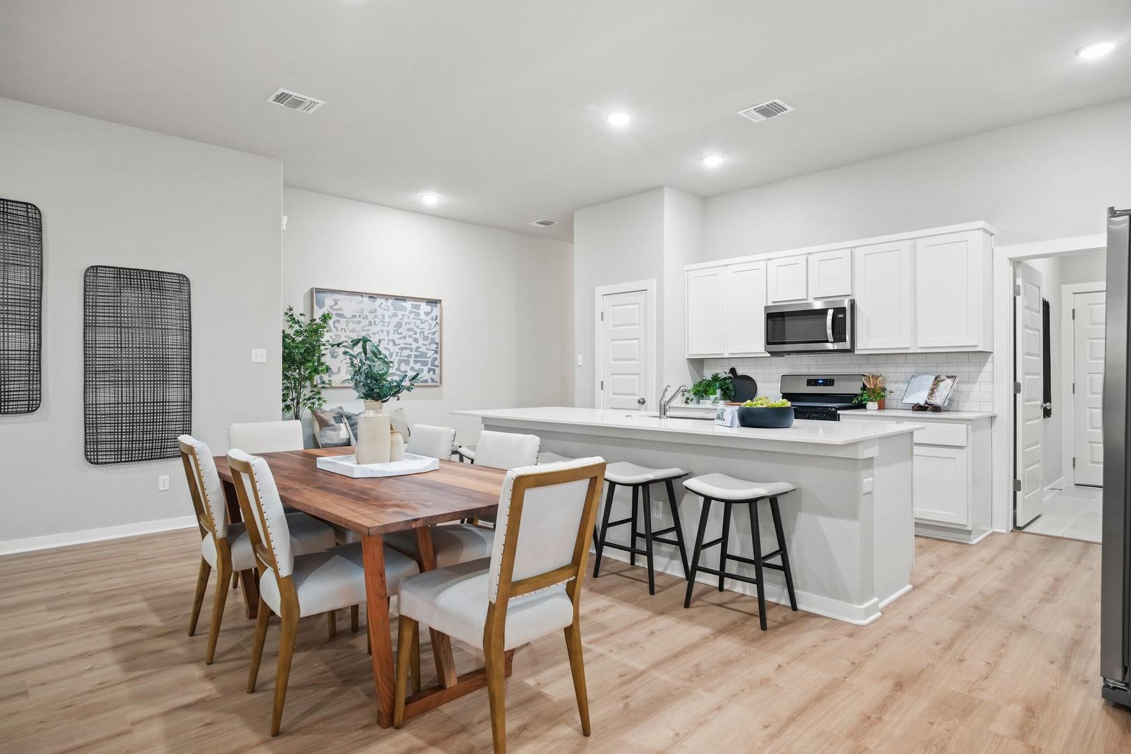 154 Tolo Dr, Elgin, TX 78621