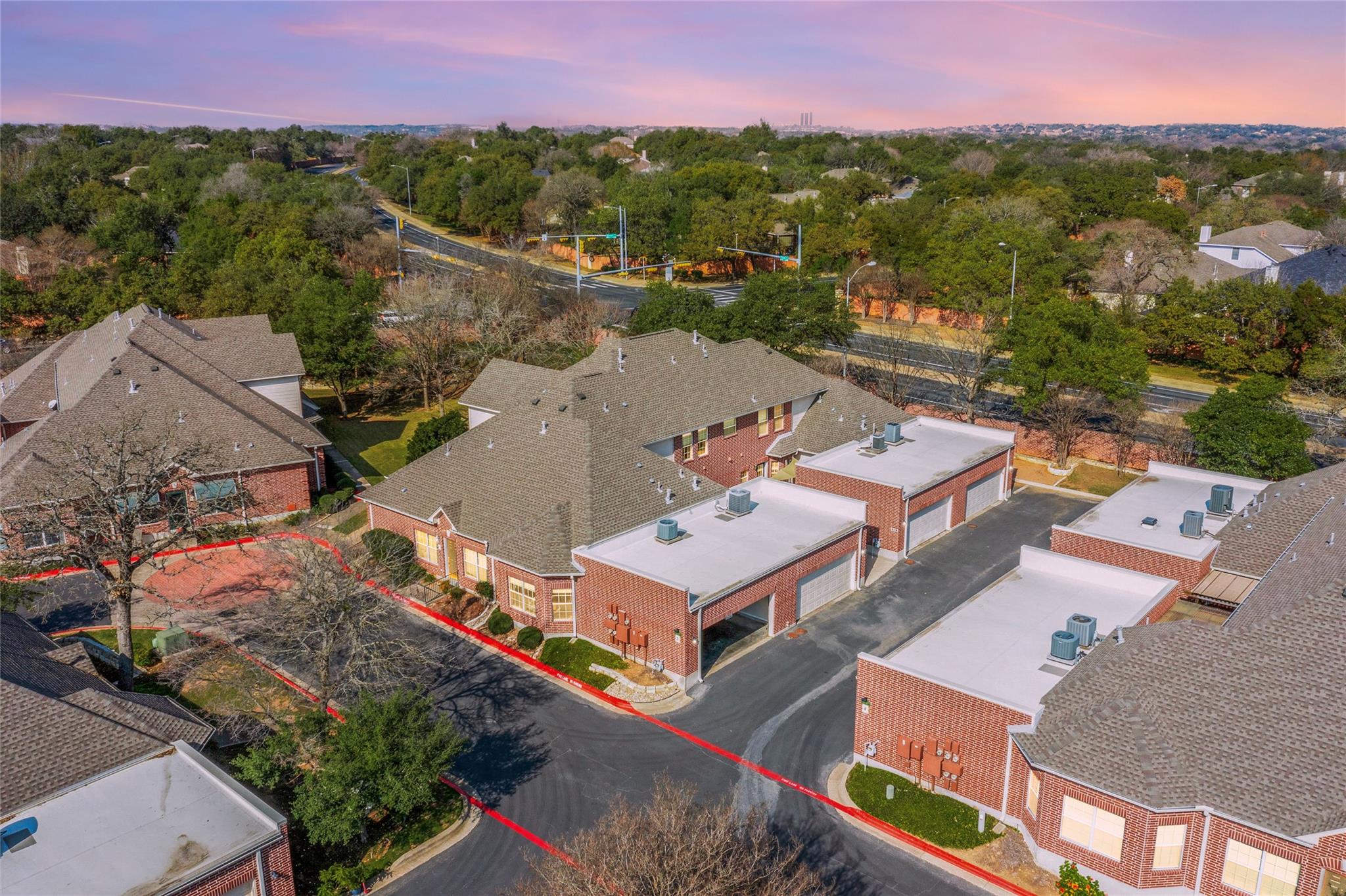 5515 Davis Ln # 32, Austin, TX 78749