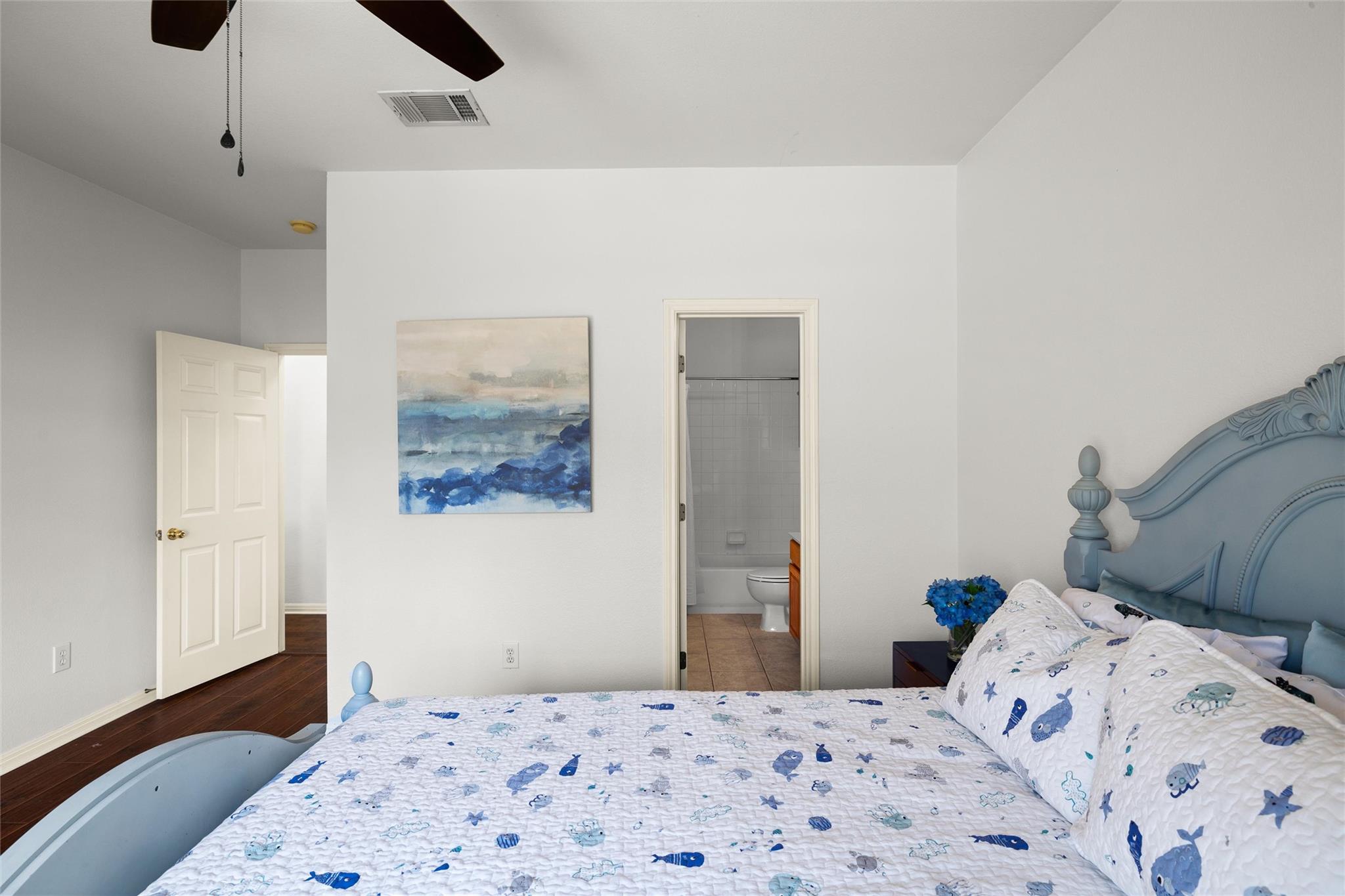 5515 Davis Ln # 32, Austin, TX 78749