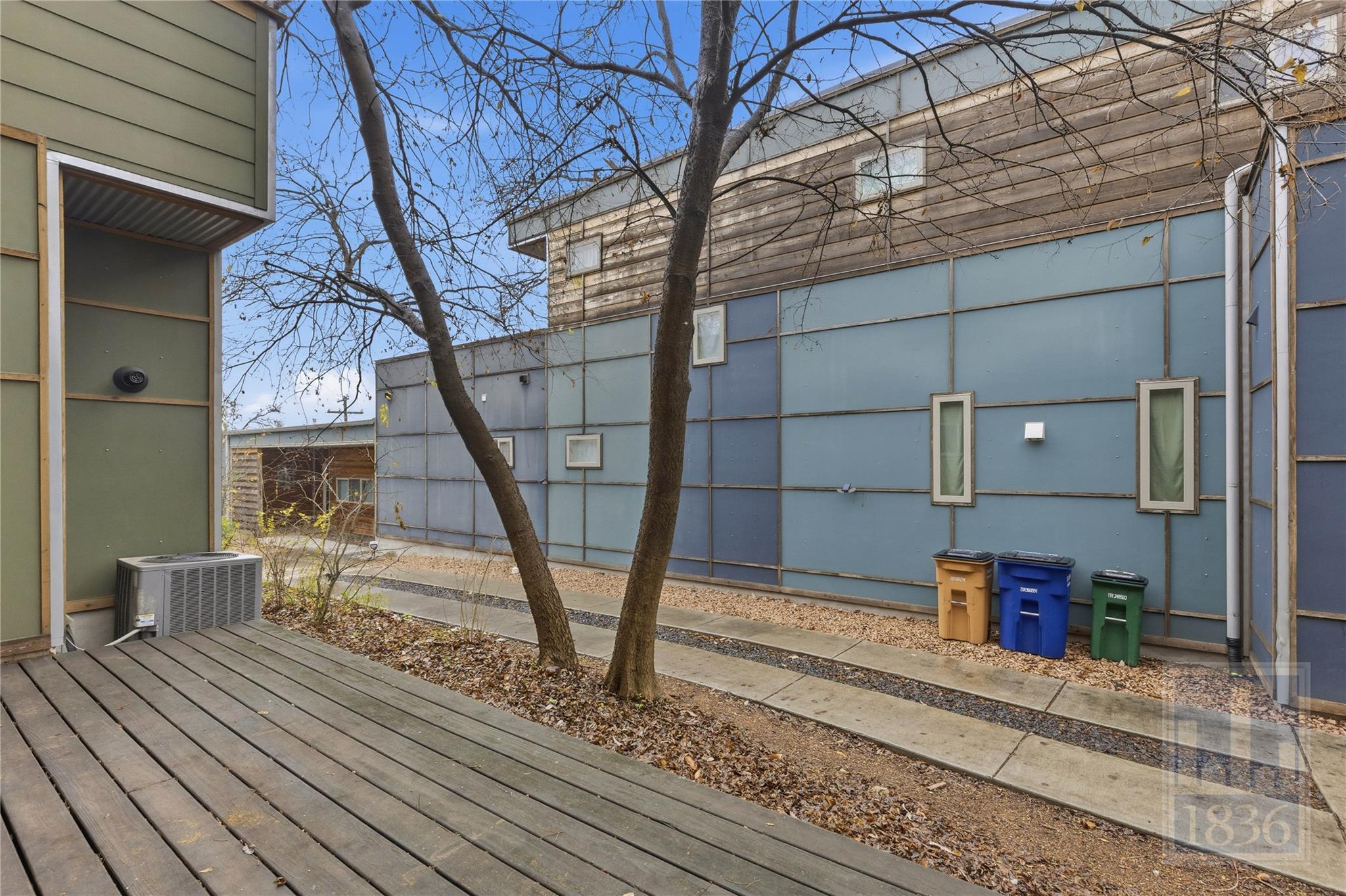 1520 Parker Ln # A, Austin, TX 78741