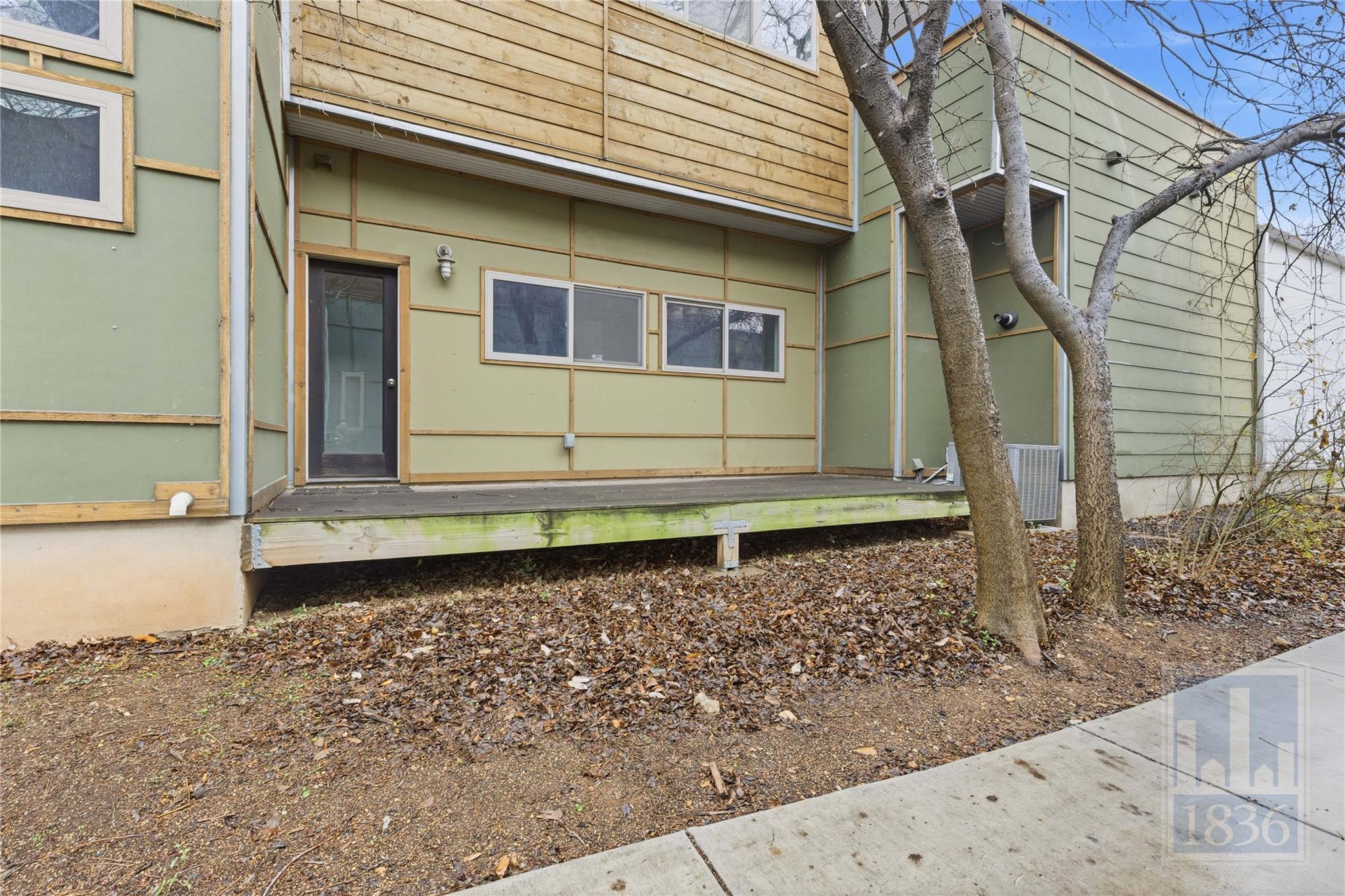 1520 Parker Ln # A, Austin, TX 78741