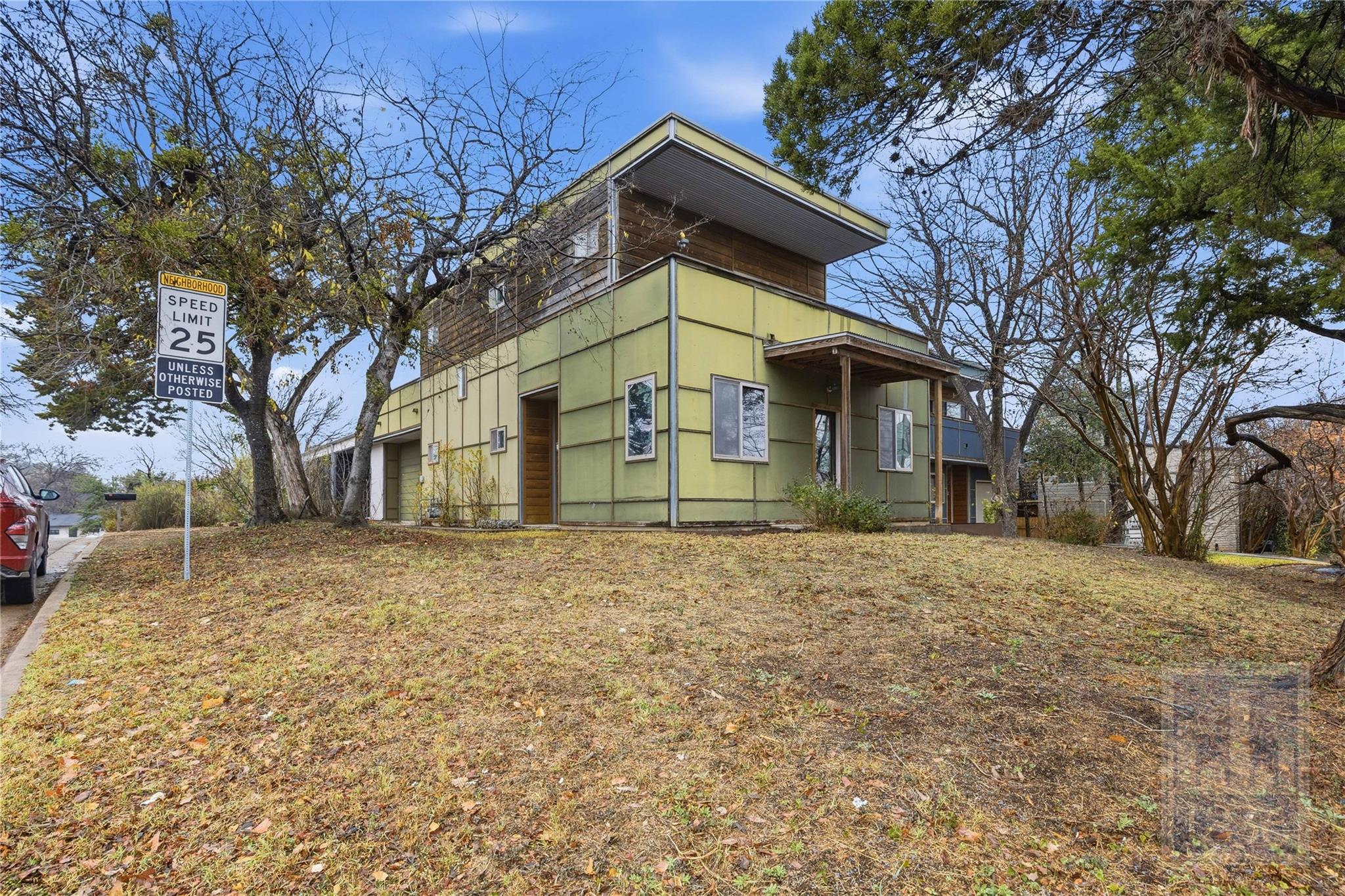 1520 Parker Ln # A, Austin, TX 78741