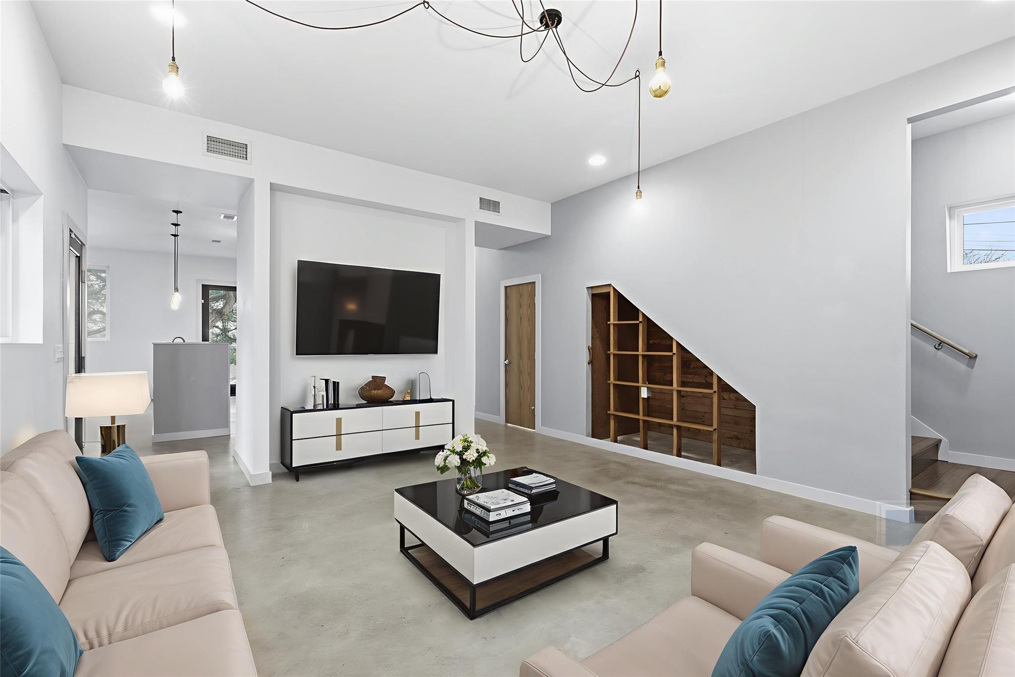 1520 Parker Ln # A, Austin, TX 78741