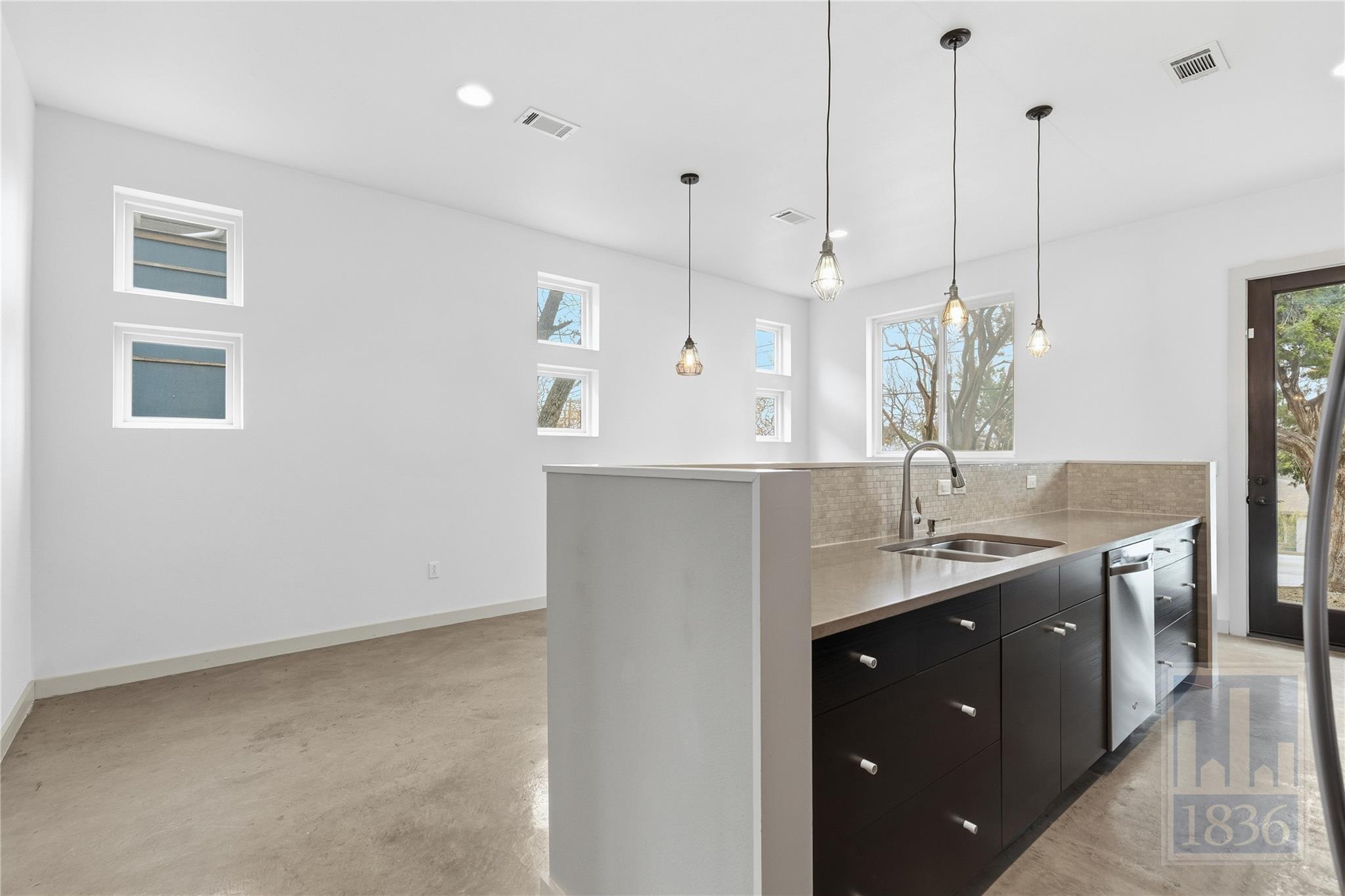 1520 Parker Ln # A, Austin, TX 78741