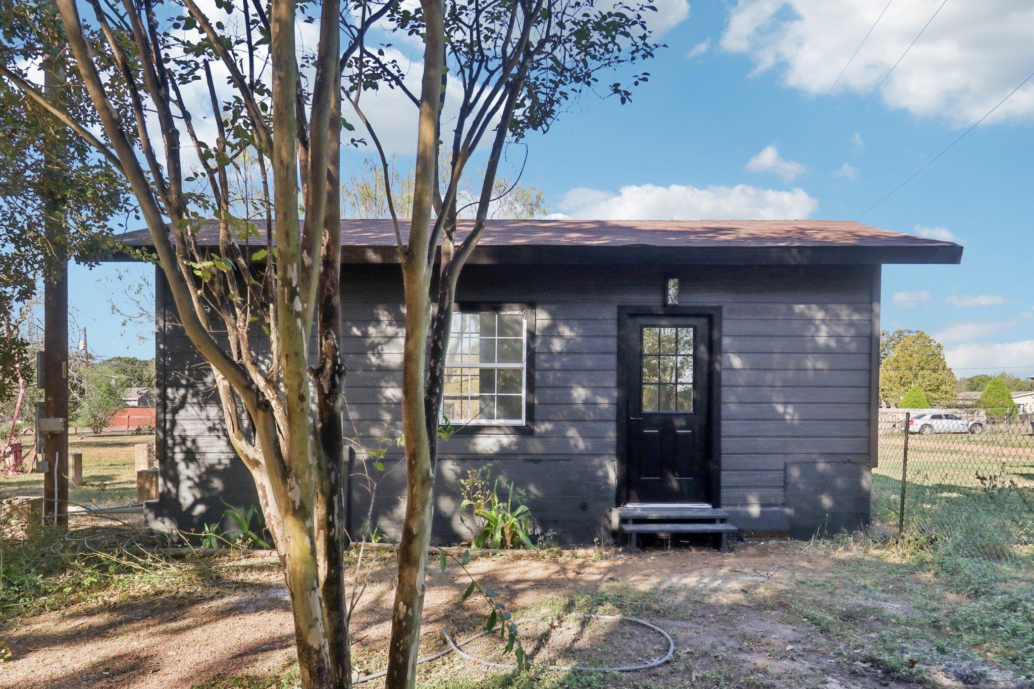 385 Alta Vista Dr, Bastrop, TX 78602