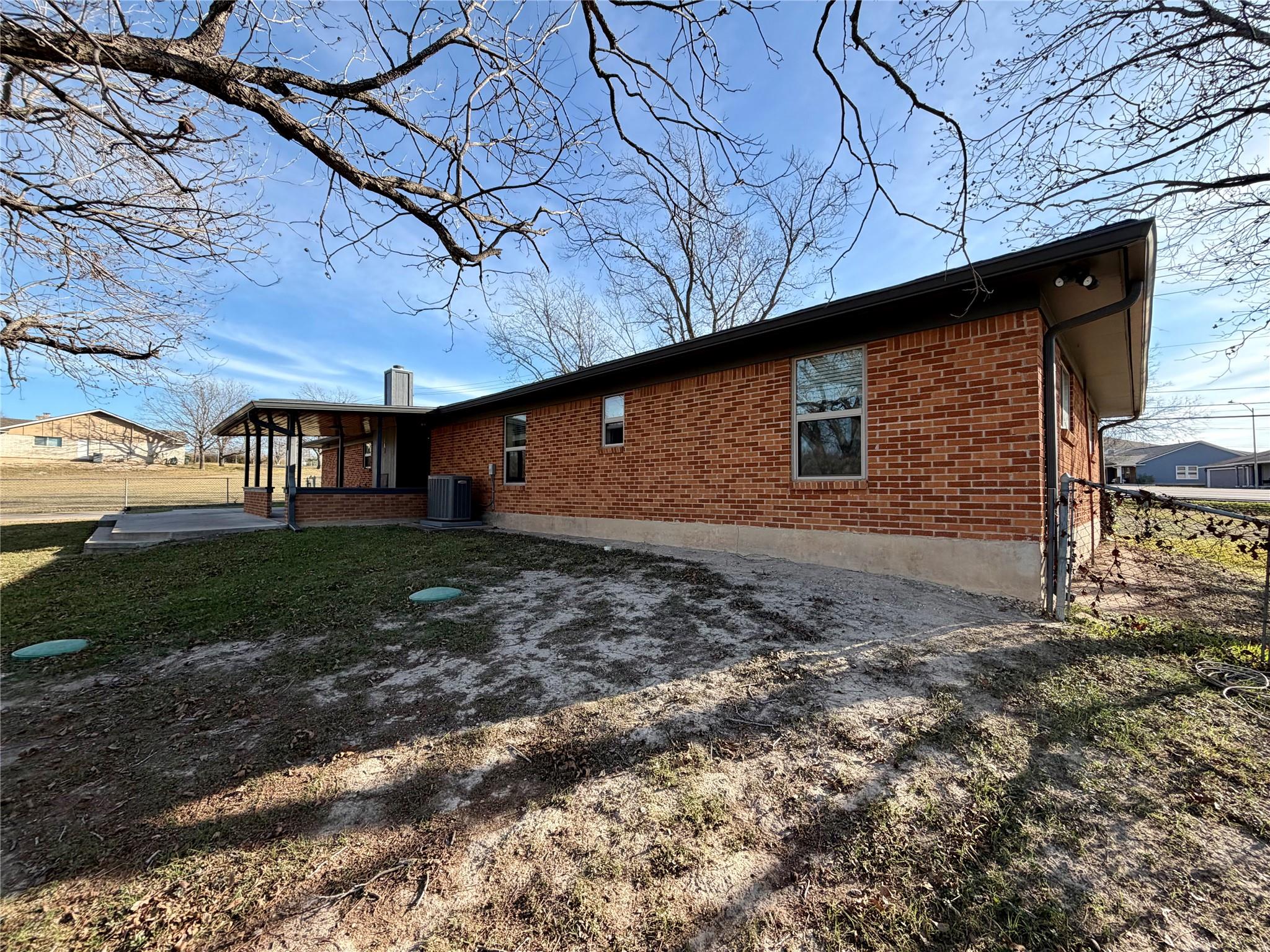 9712 Springdale Rd, Austin, TX 78754