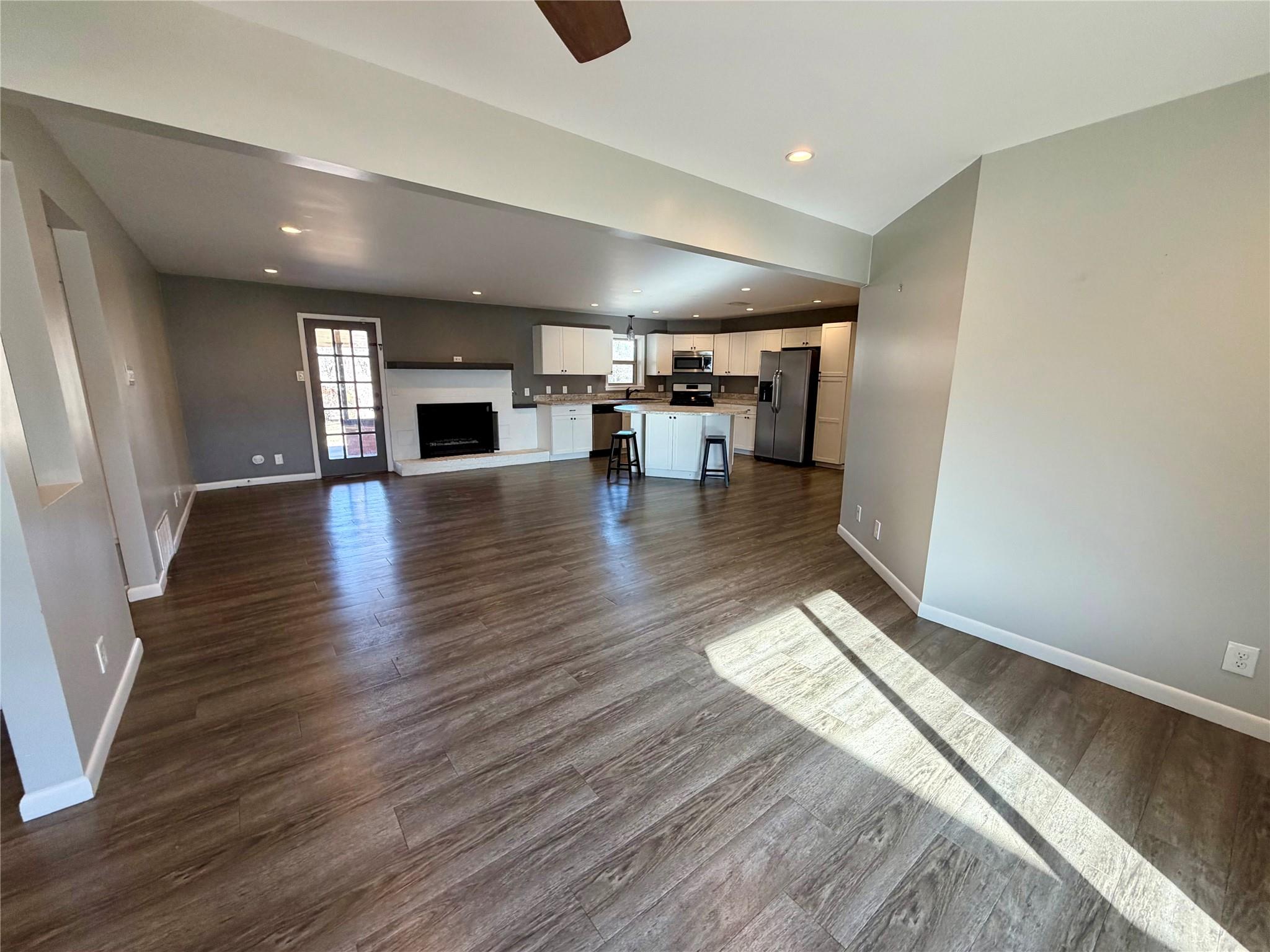 9712 Springdale Rd, Austin, TX 78754