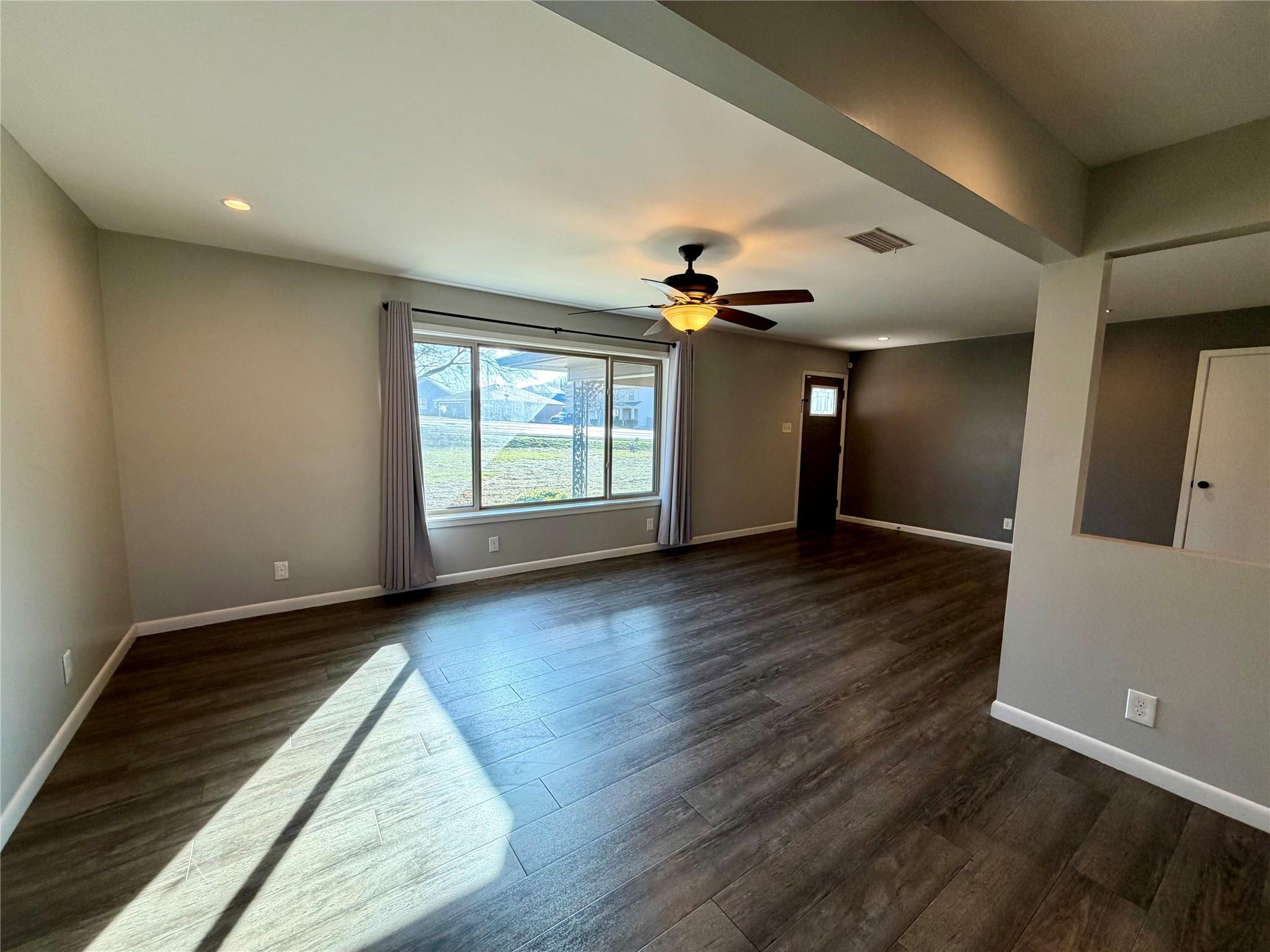 9712 Springdale Rd, Austin, TX 78754