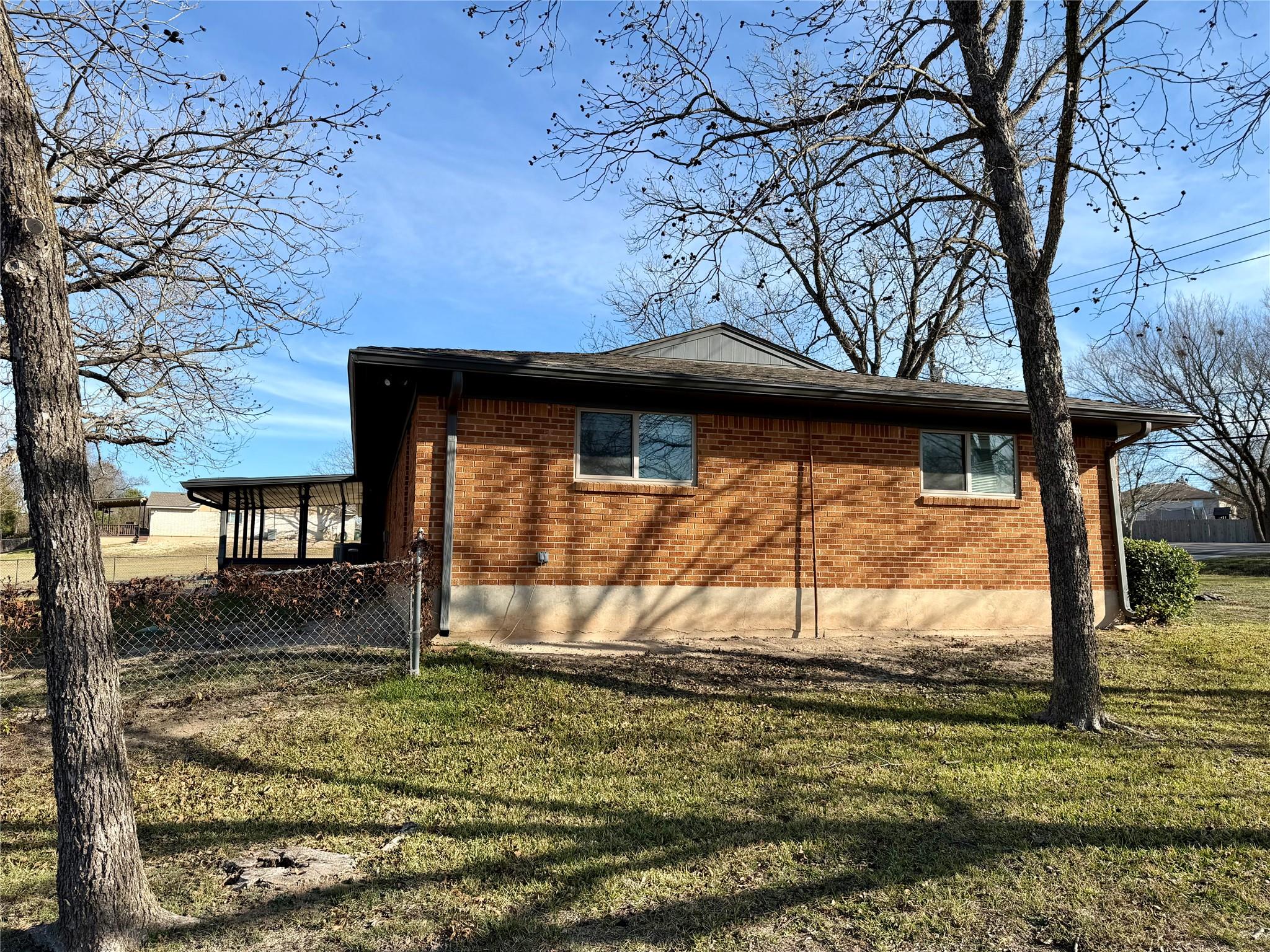 9712 Springdale Rd, Austin, TX 78754