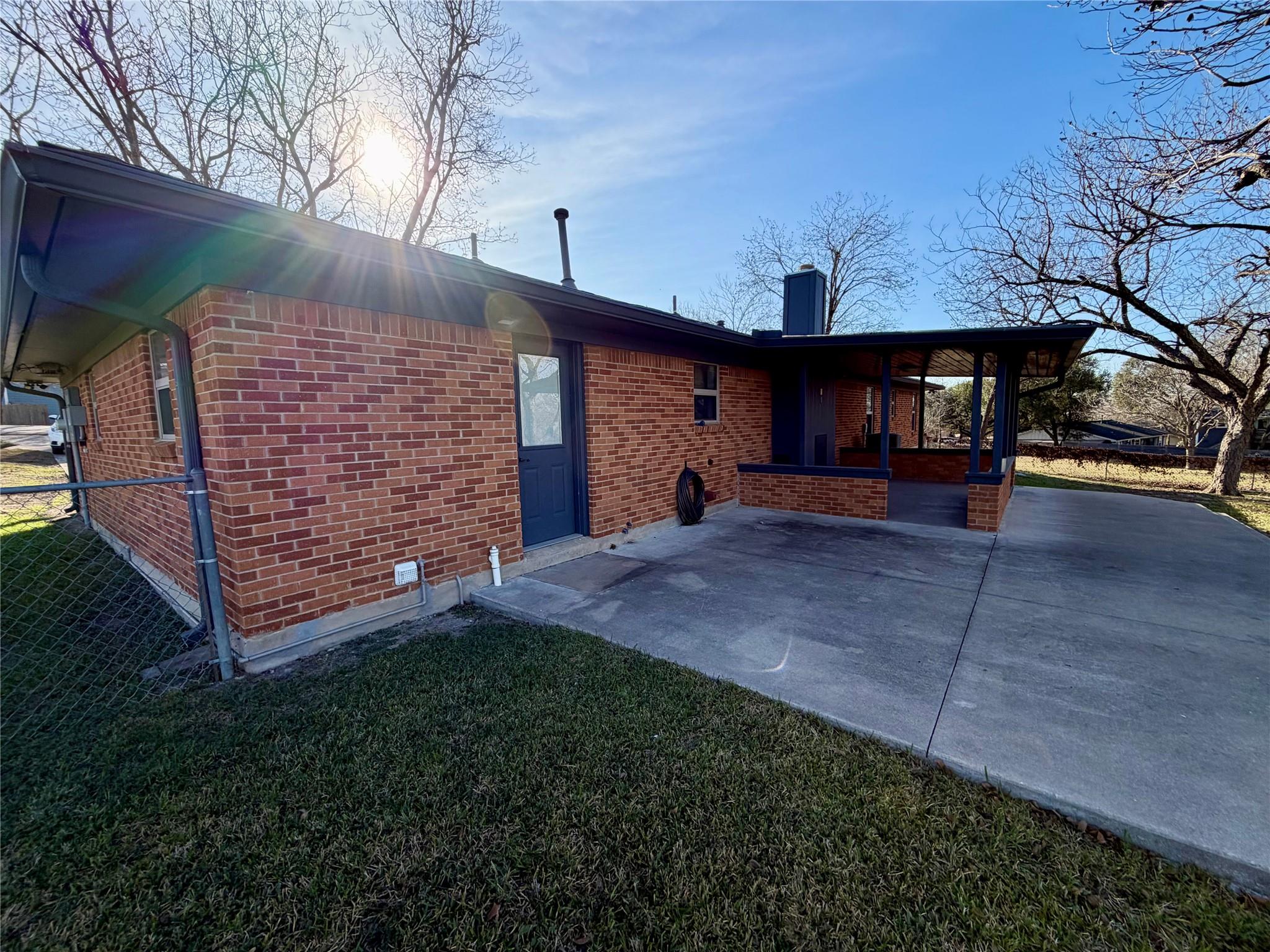 9712 Springdale Rd, Austin, TX 78754