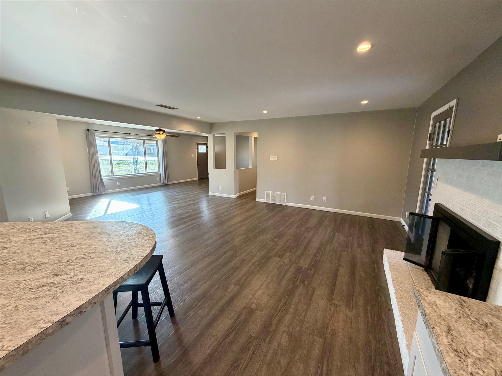 9712 Springdale Rd, Austin, TX 78754