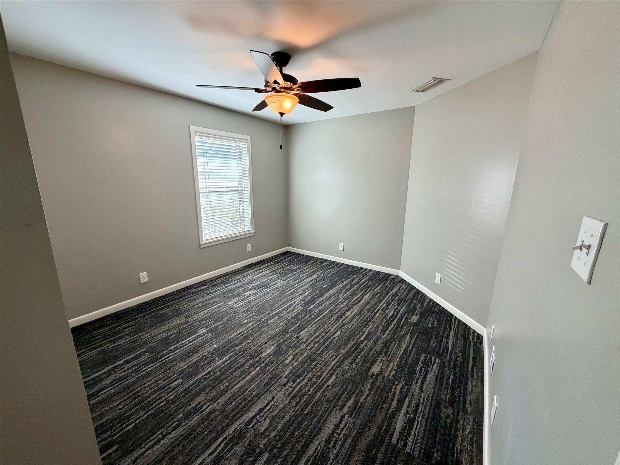 9712 Springdale Rd, Austin, TX 78754