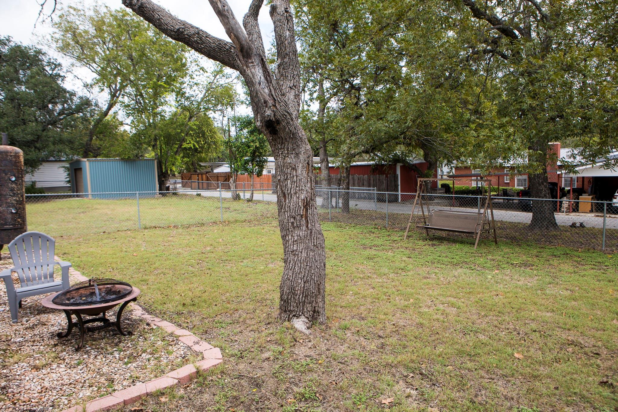 205 S Porter St, Lampasas, TX 76550