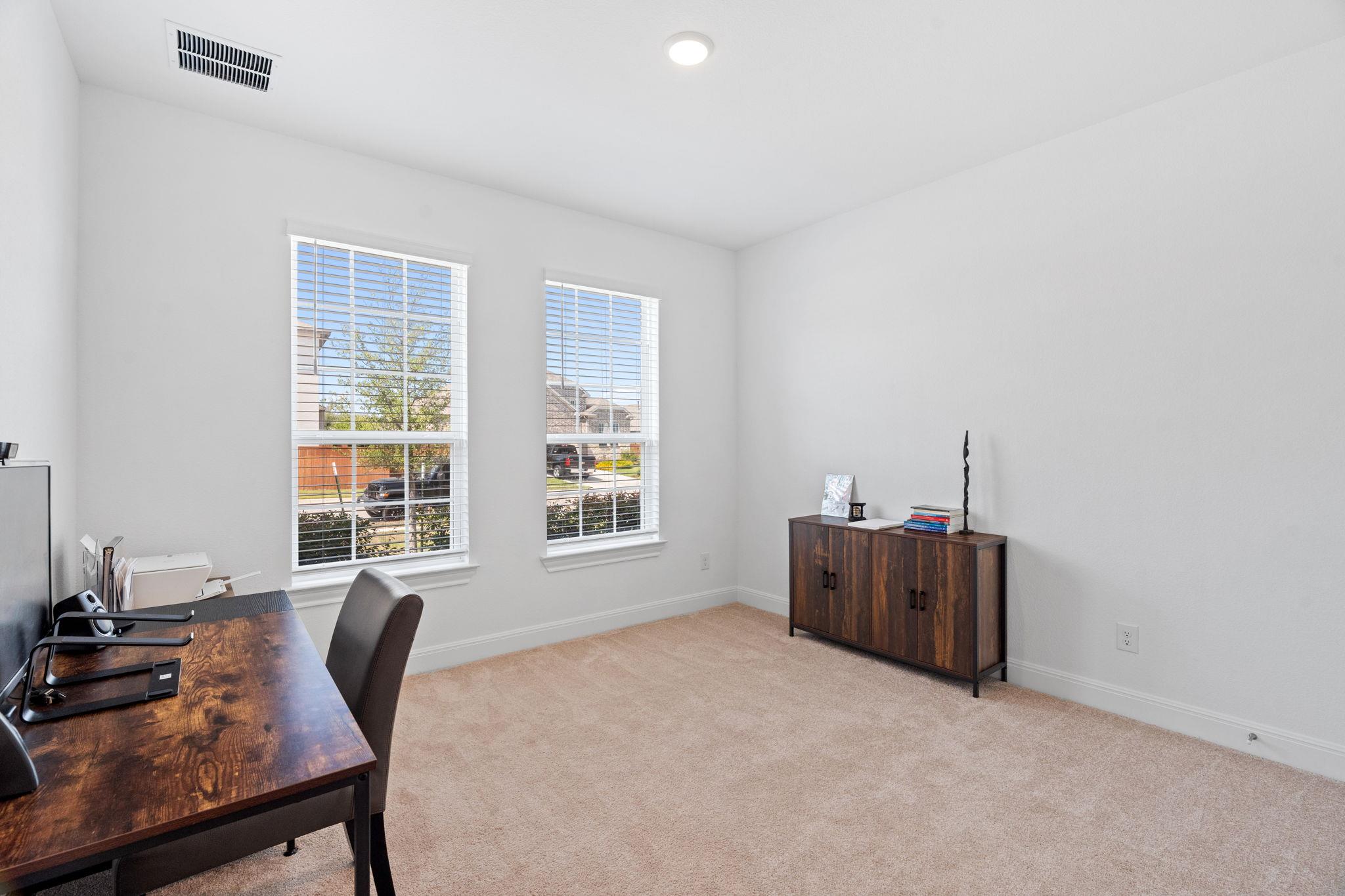 5713 Alamosa Clearing Dr, Lakeway, TX 78738