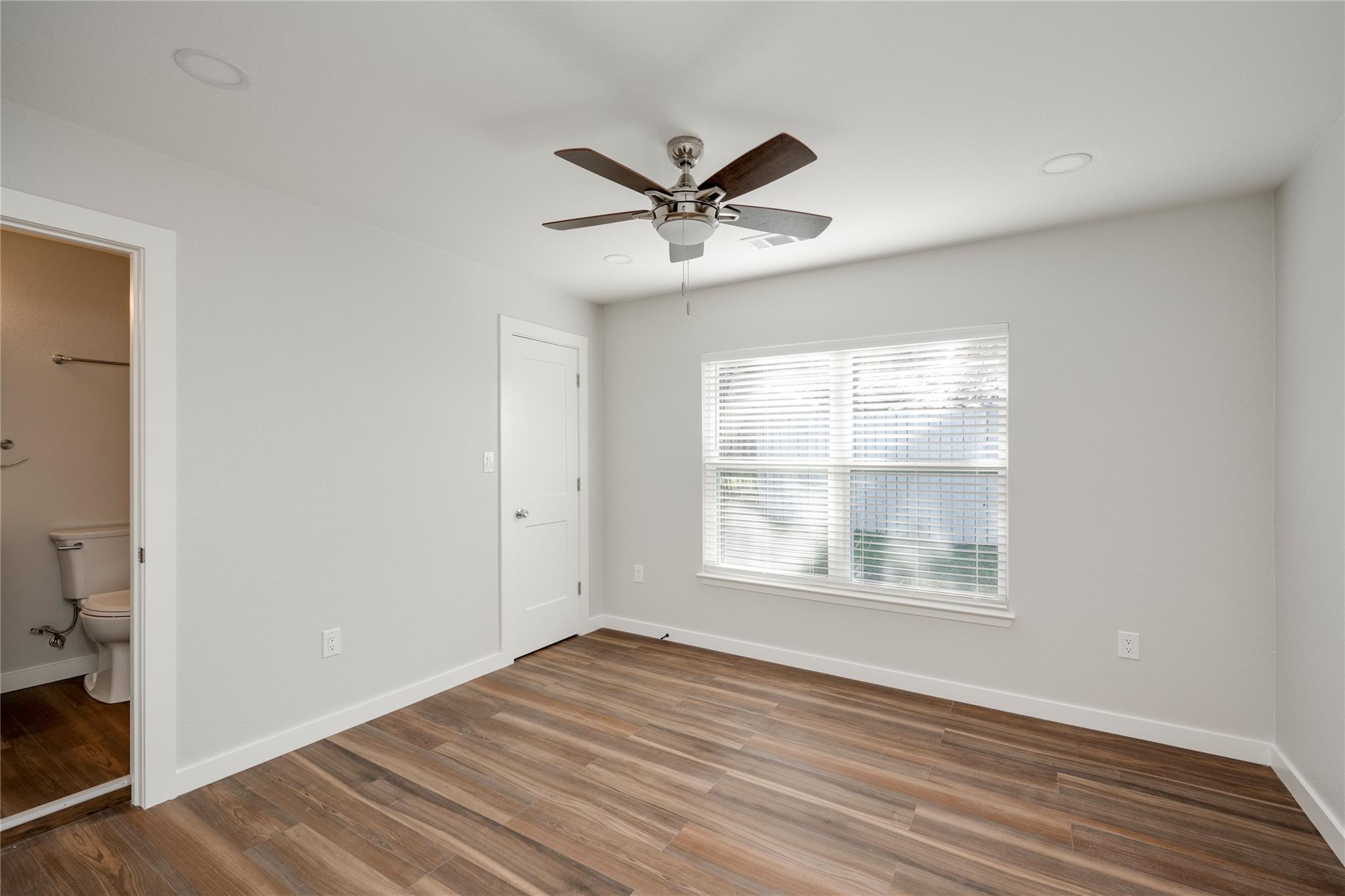 809 N West St, Burnet, TX 78611