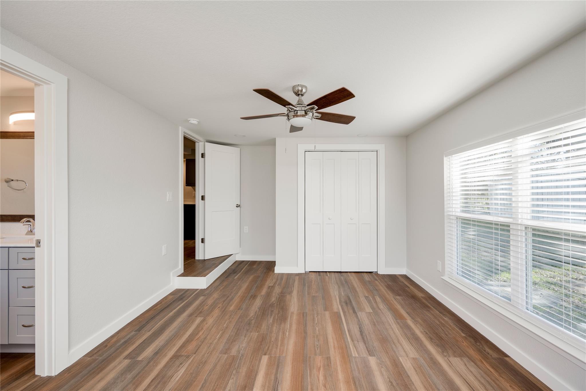 809 N West St, Burnet, TX 78611