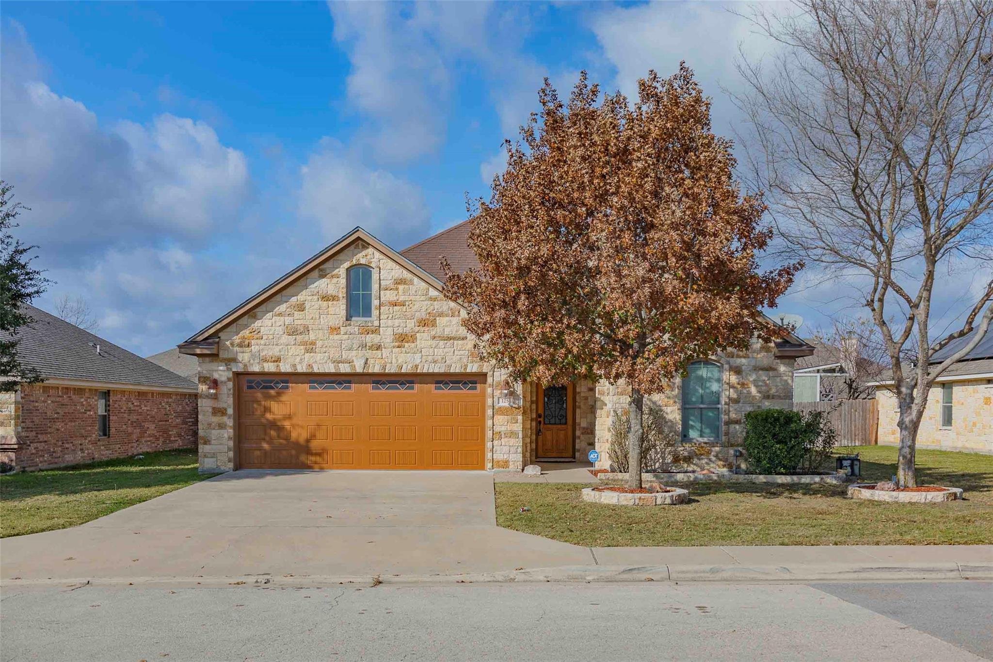 125 Walter Way, Jarrell, TX 76537