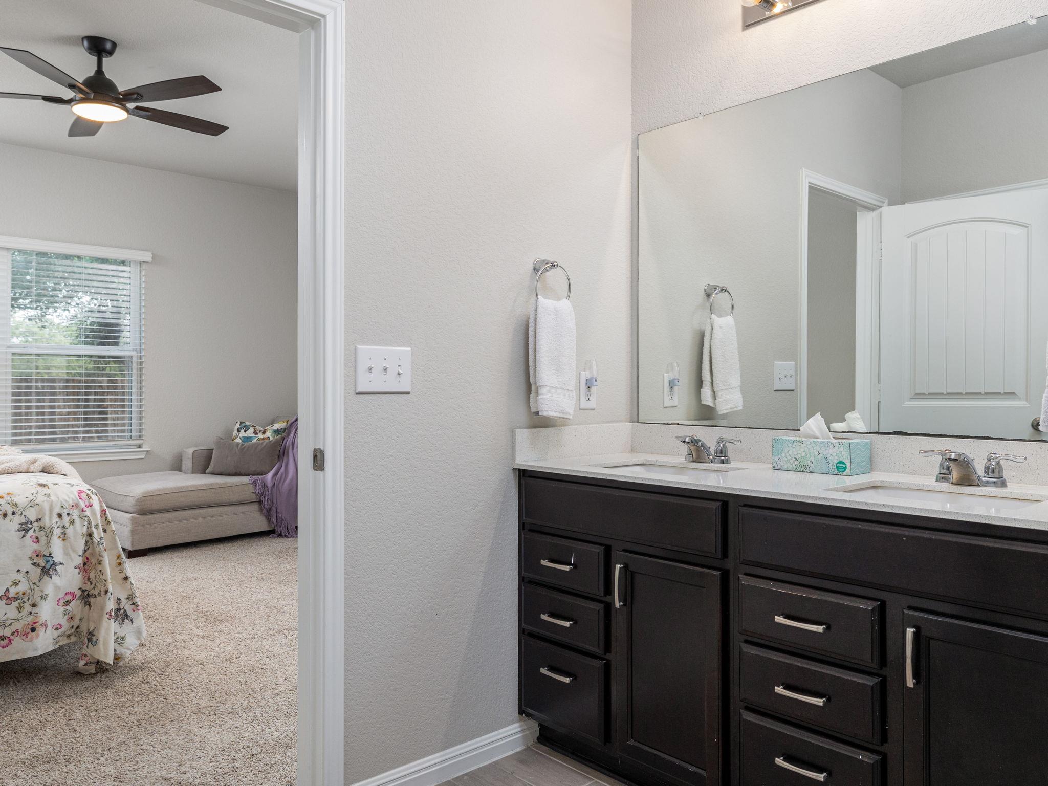 2328 Singletree Bnd, Georgetown, TX 78628