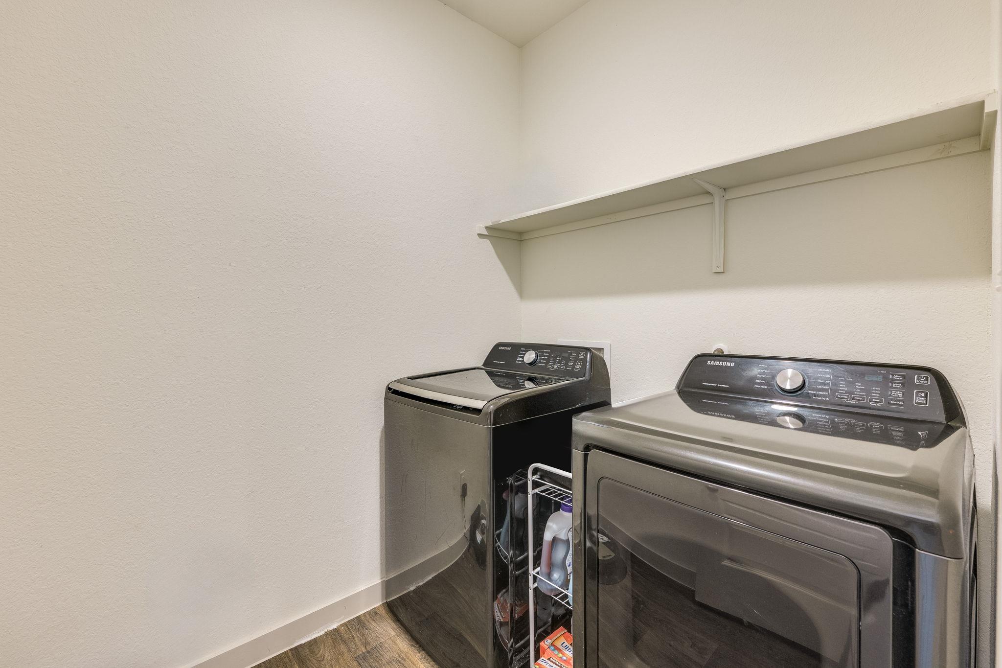 98 Barton Creek Ln, Hutto, TX 78634