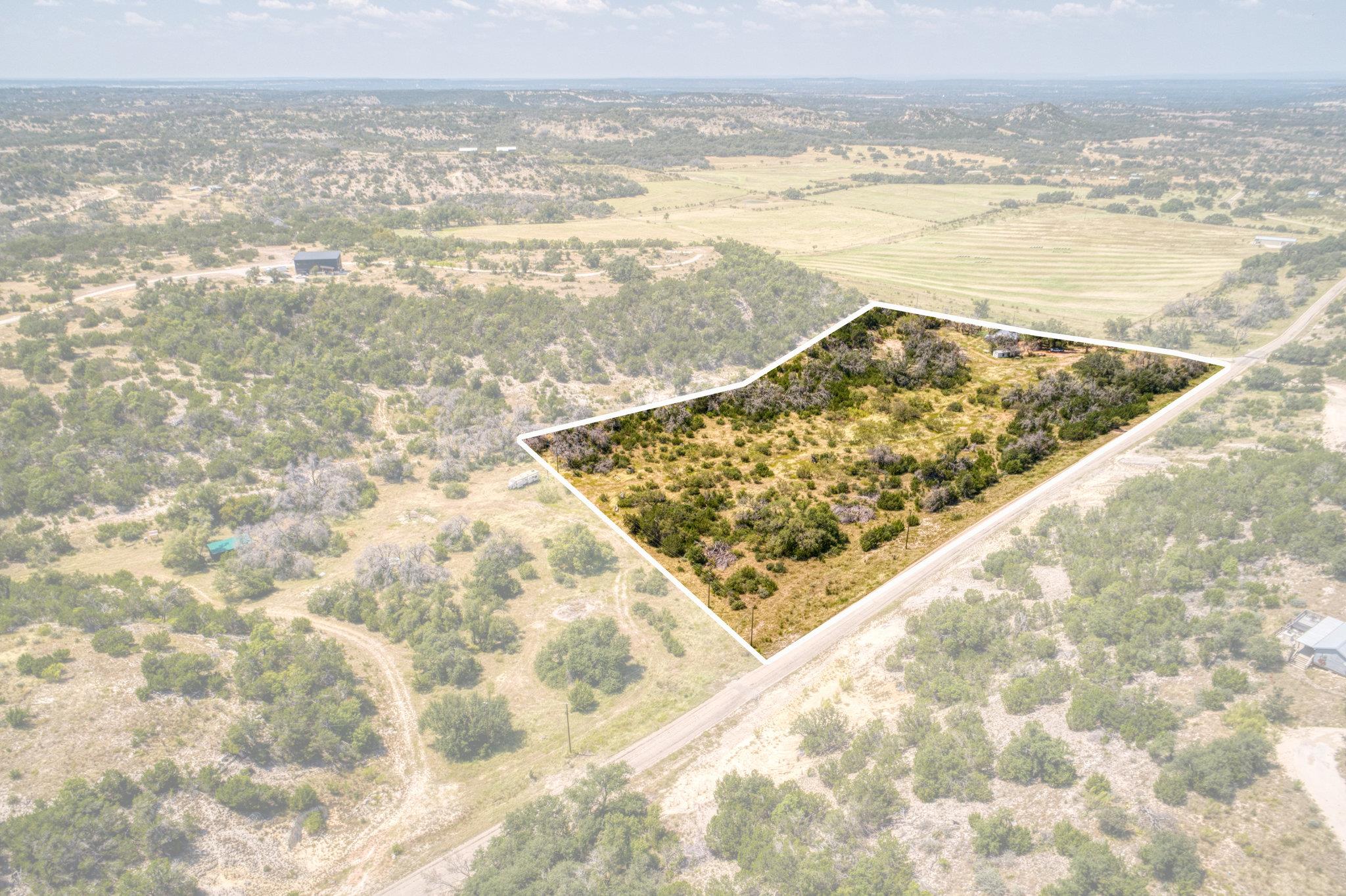 51 DS Rd Rd, Fredericksburg, TX 78624