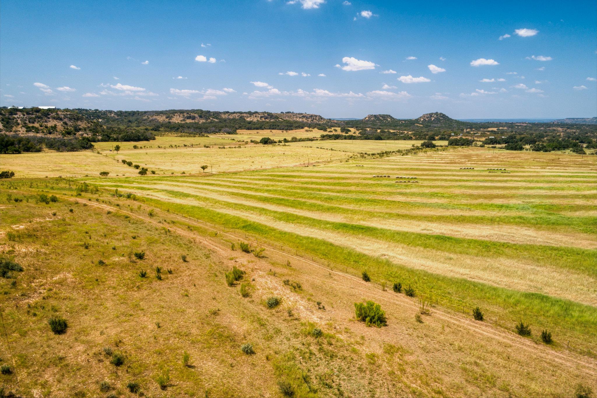 51 DS Rd Rd, Fredericksburg, TX 78624