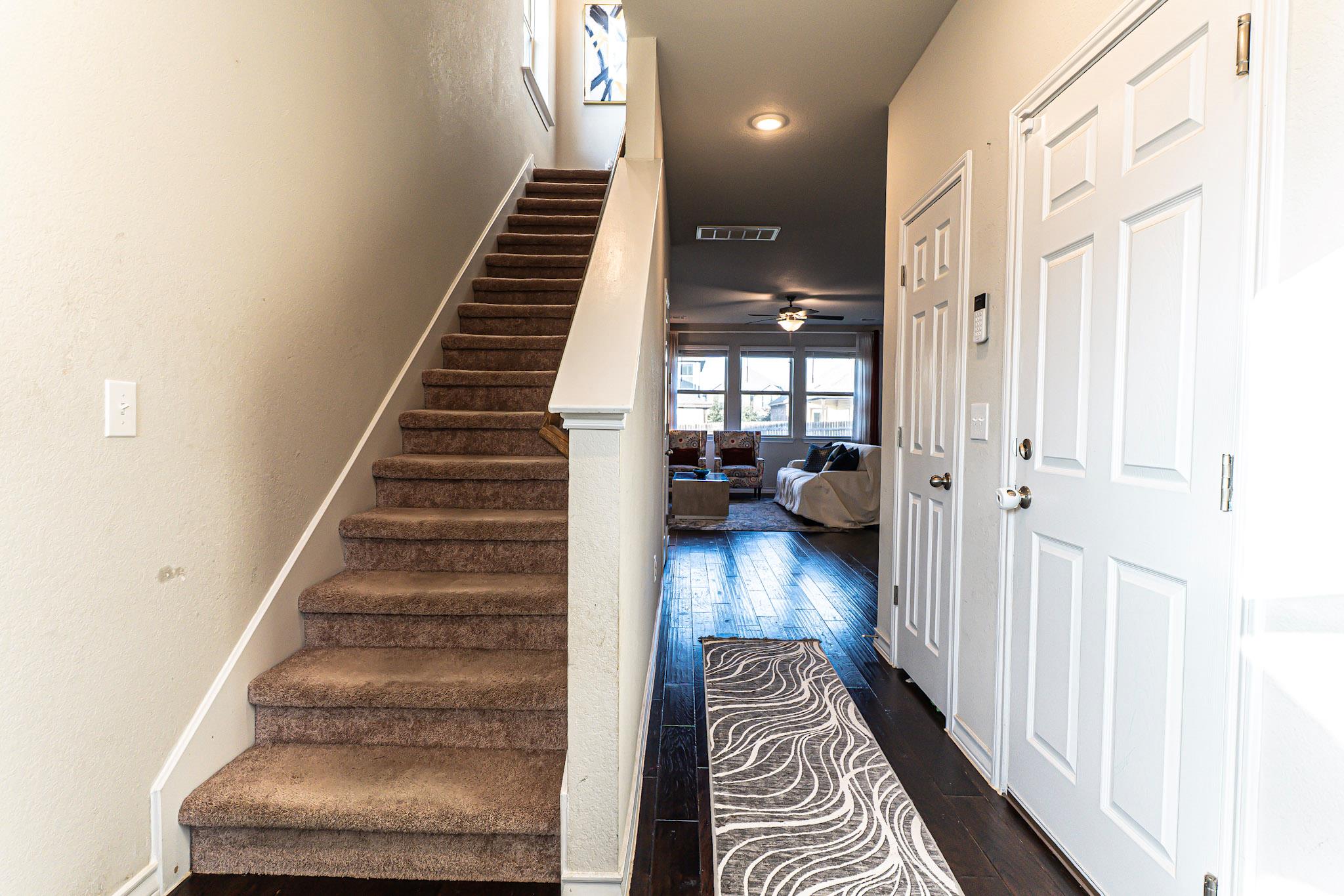 7404 Albany Dr, Austin, TX 78754