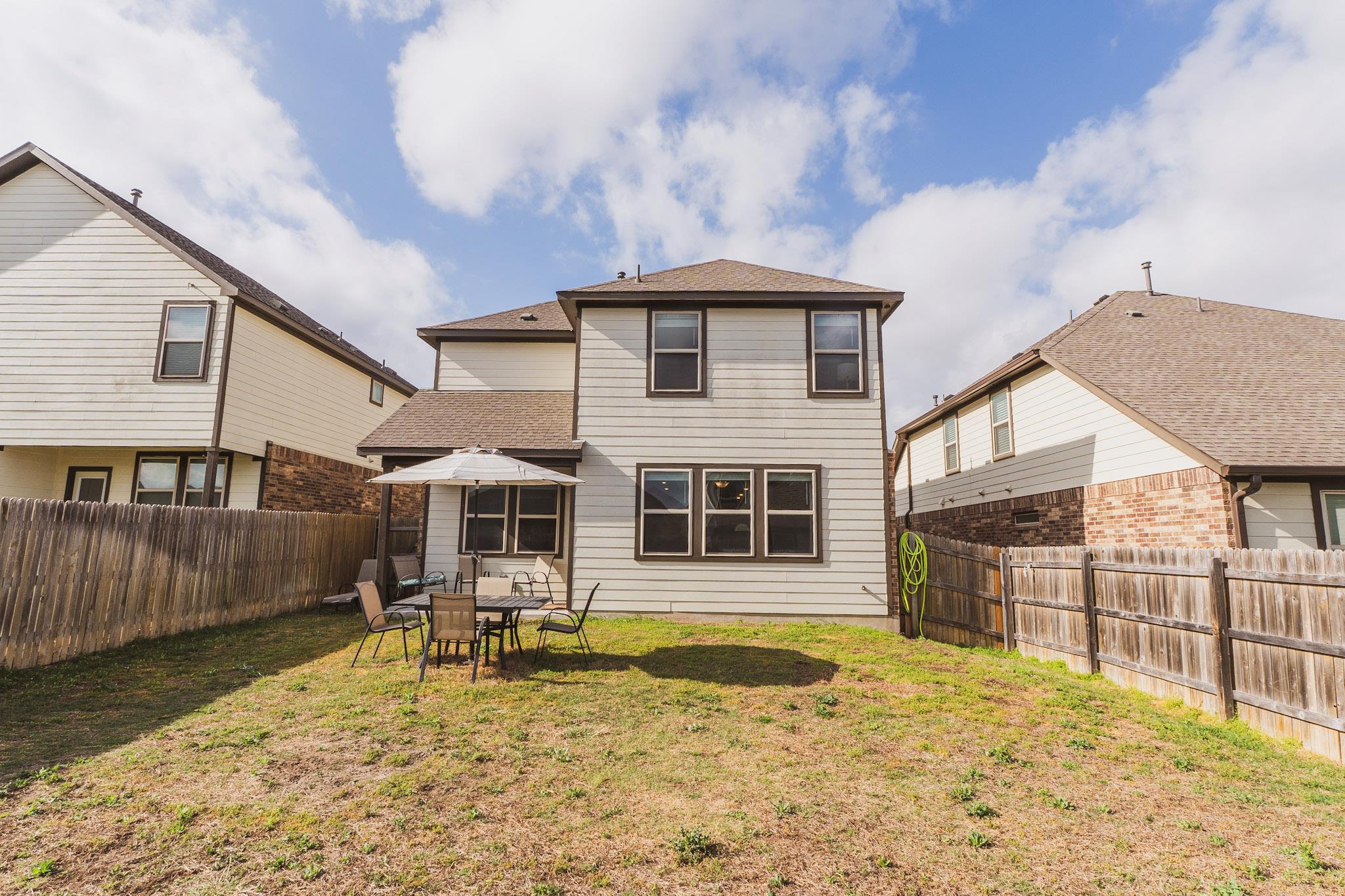 7404 Albany Dr, Austin, TX 78754