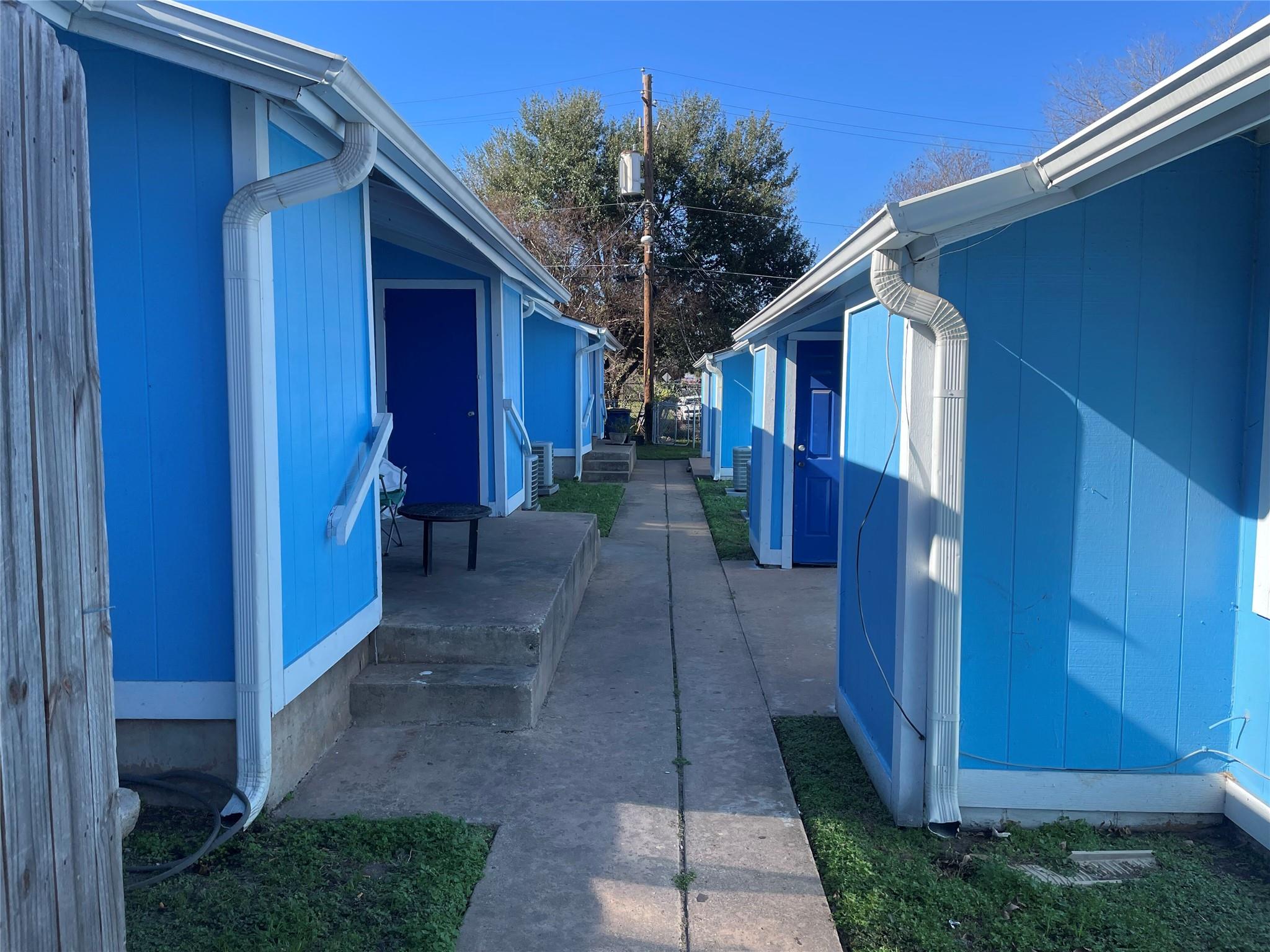 8208 Sam Rayburn Dr # D, Austin, TX 78753