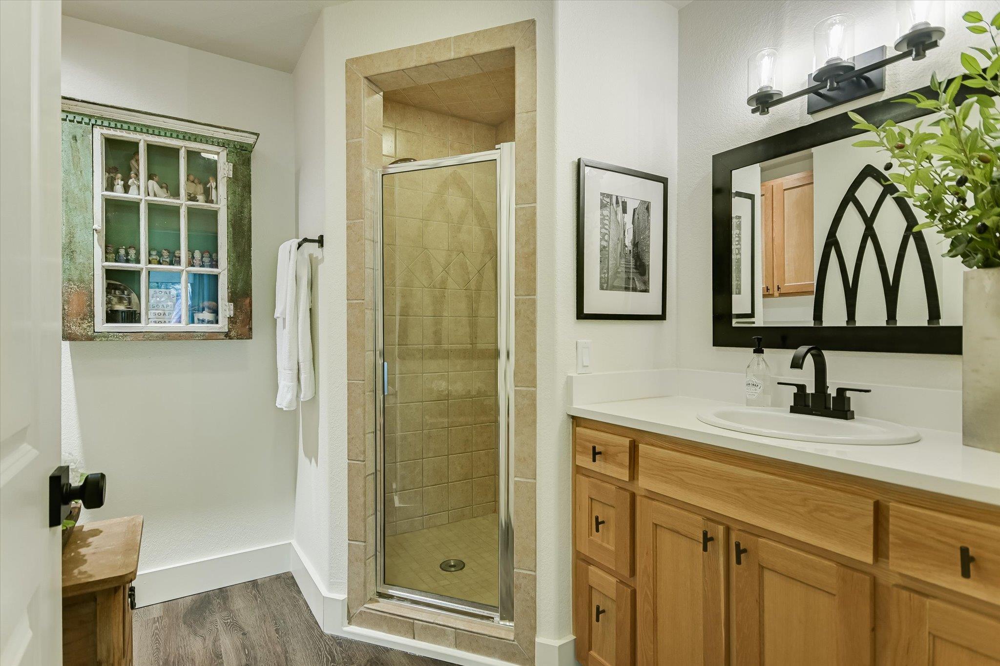 5 Sumac Ct, Wimberley, TX 78676