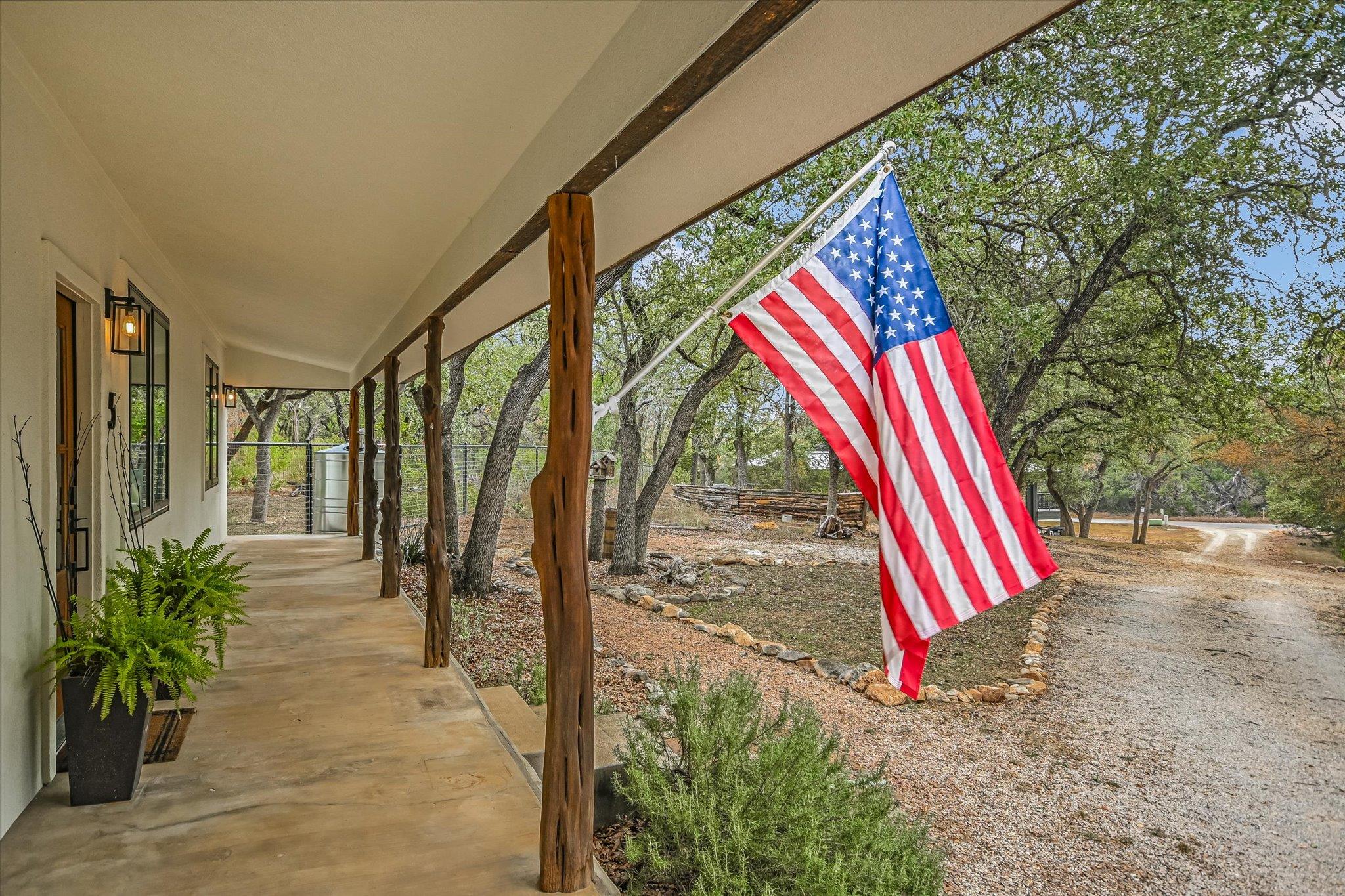 5 Sumac Ct, Wimberley, TX 78676