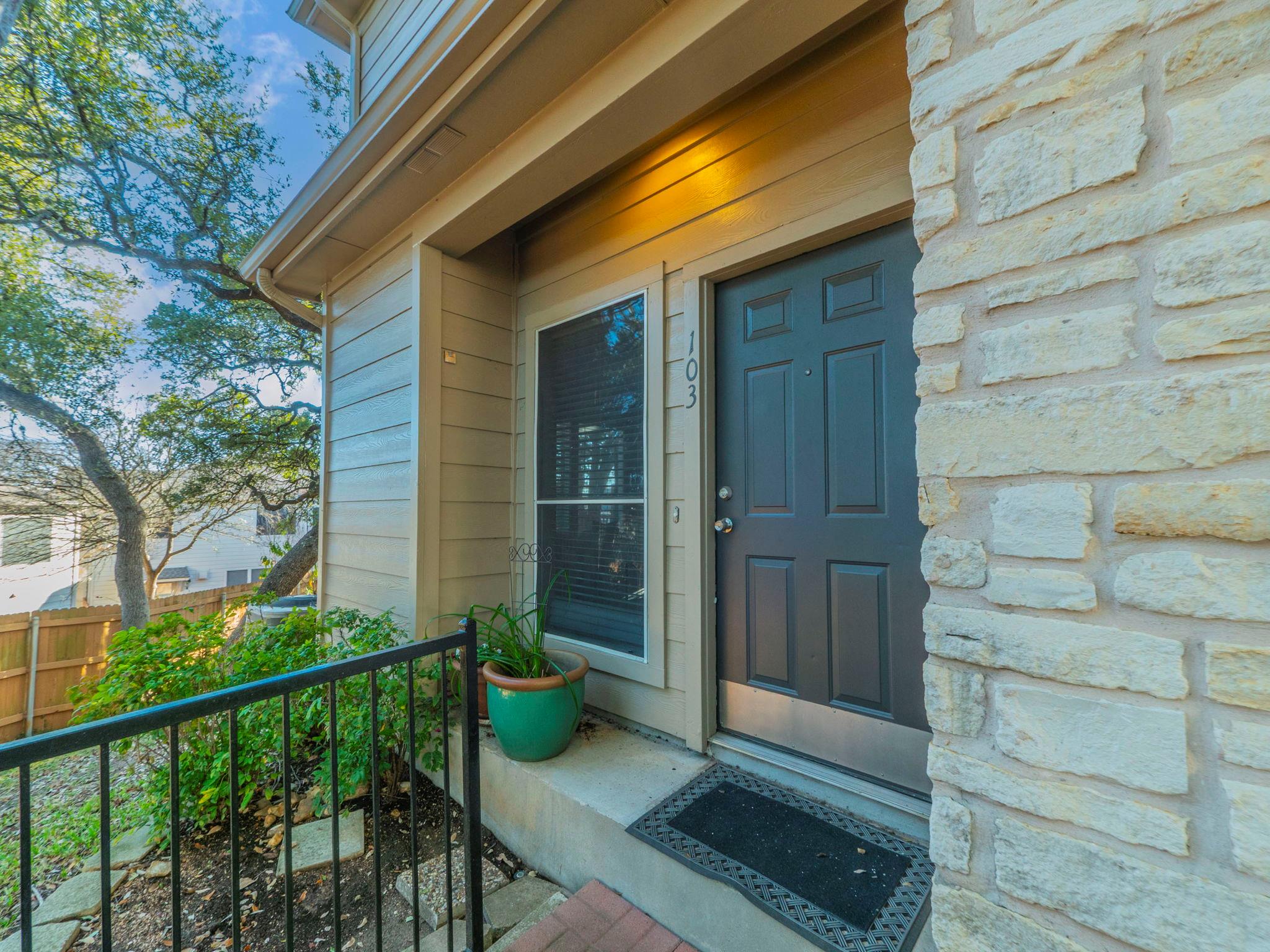 7501 Shadowridge Run # 103, Austin, TX 78749