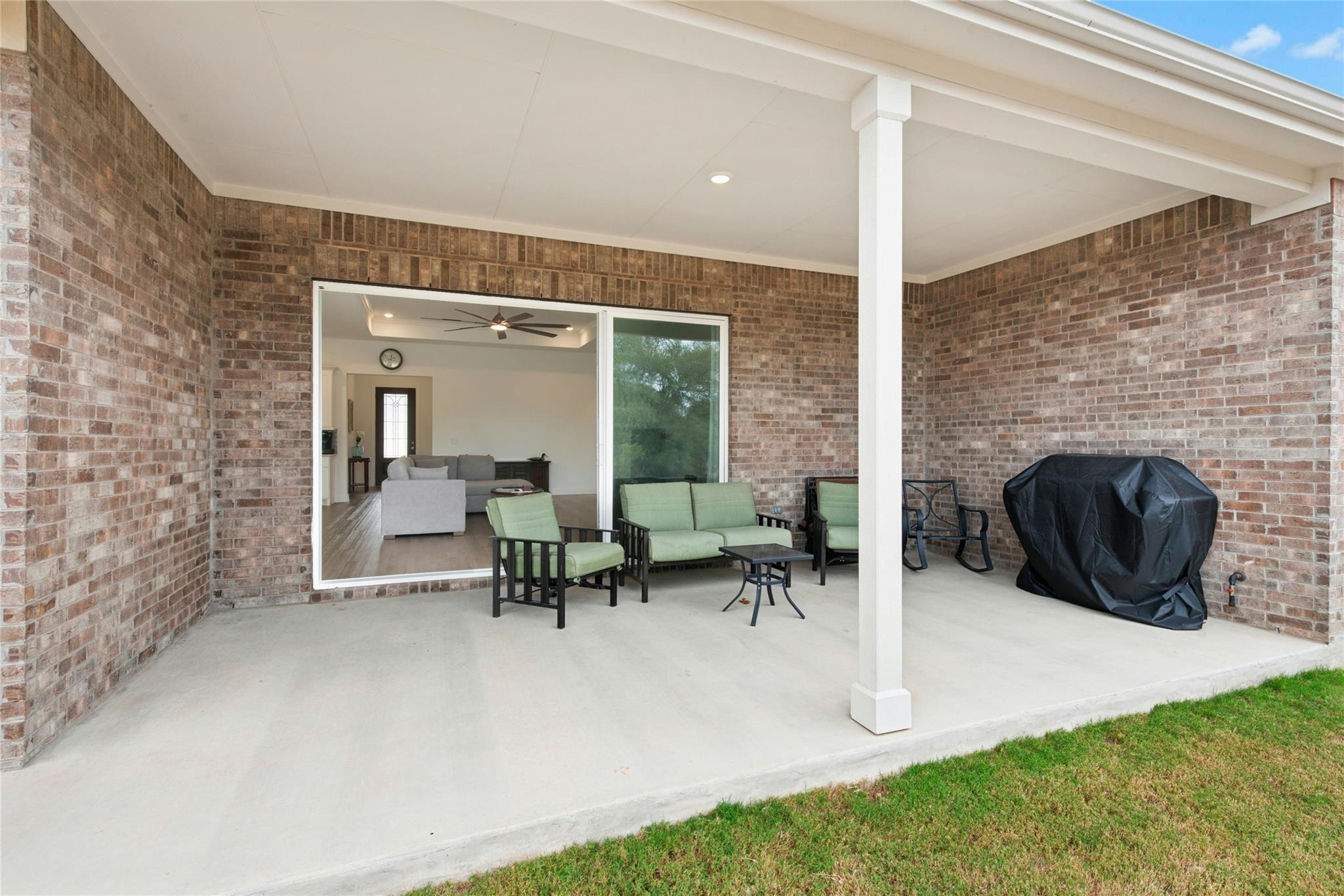 108 Diamond Point Rd, Georgetown, TX 78633