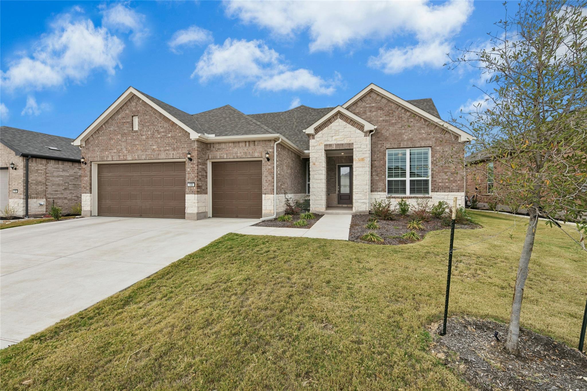 108 Diamond Point Rd, Georgetown, TX 78633