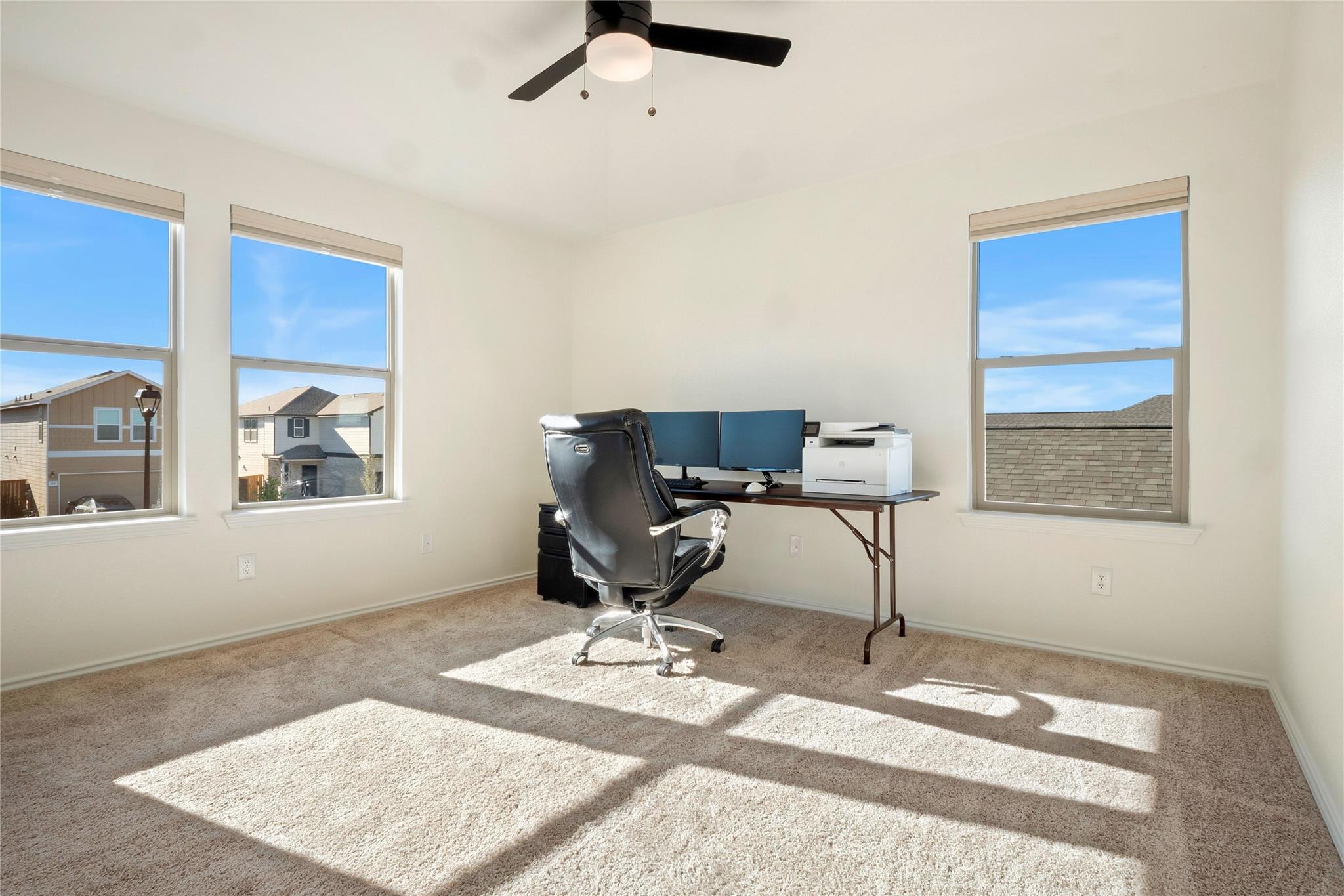 125 Lucky Texan Rd, Jarrell, TX 76537