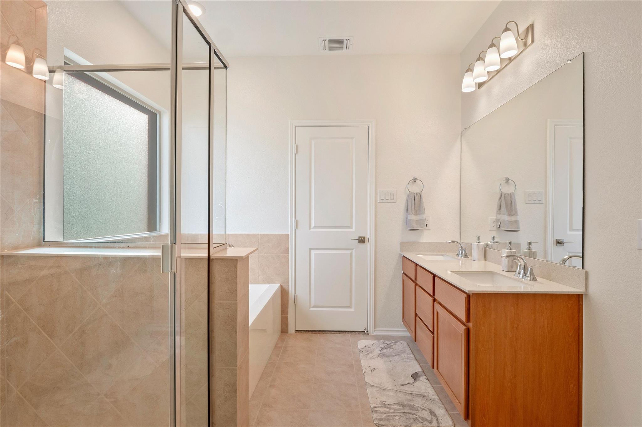 125 Lucky Texan Rd, Jarrell, TX 76537