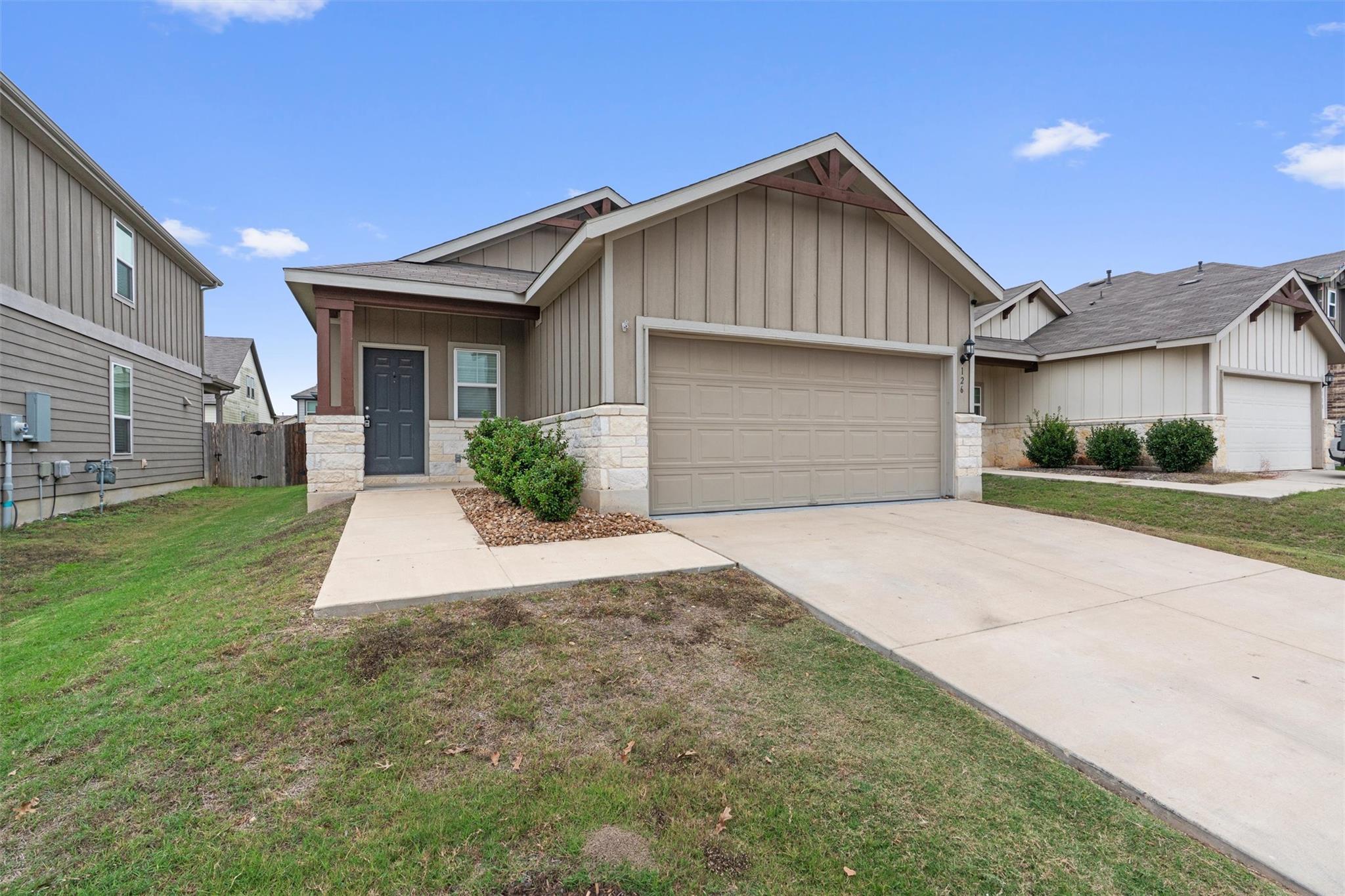126 Boxwood Dr, Buda, TX 78610