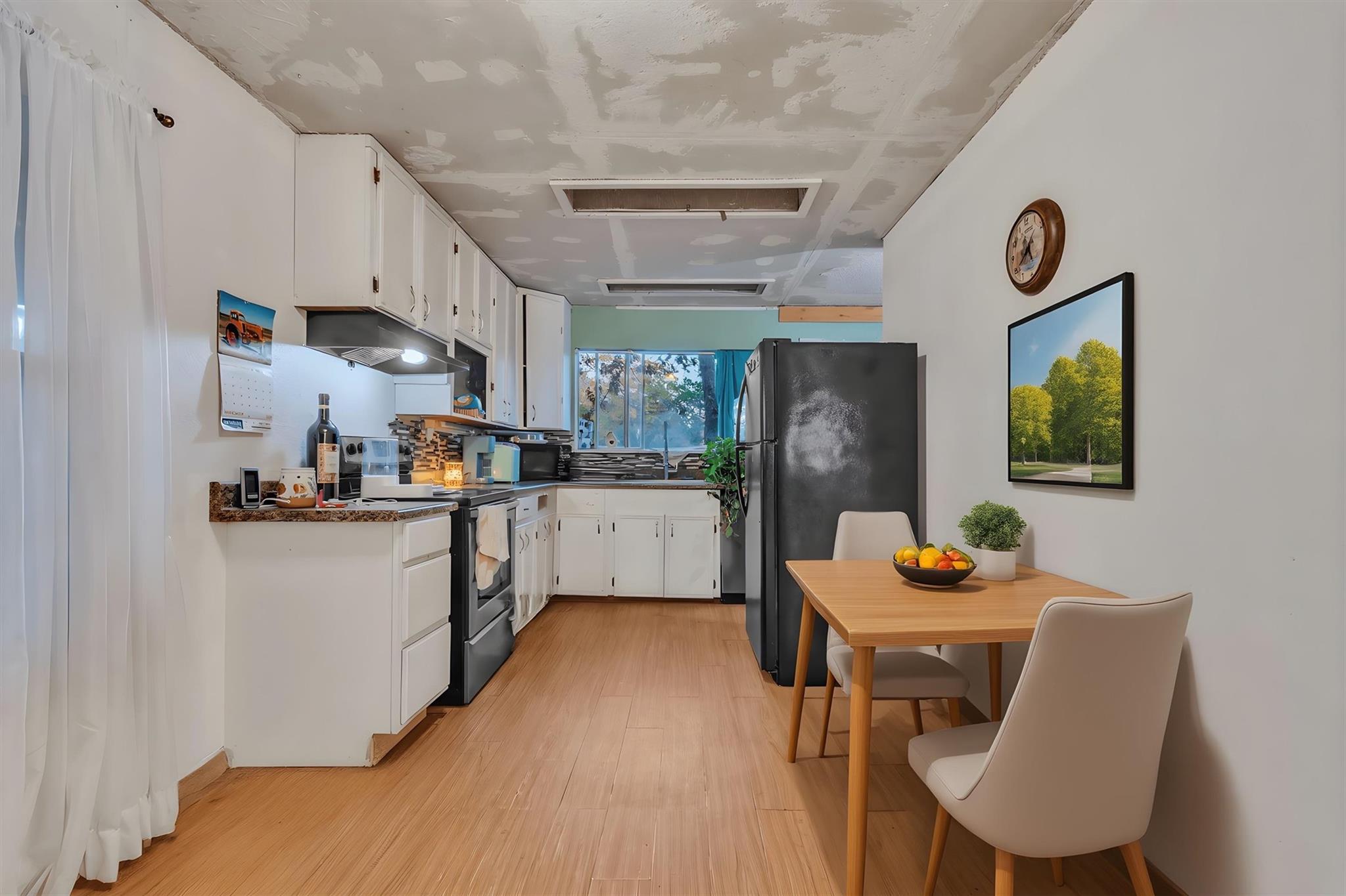 149 Wayside Dr, Elgin, TX 78621