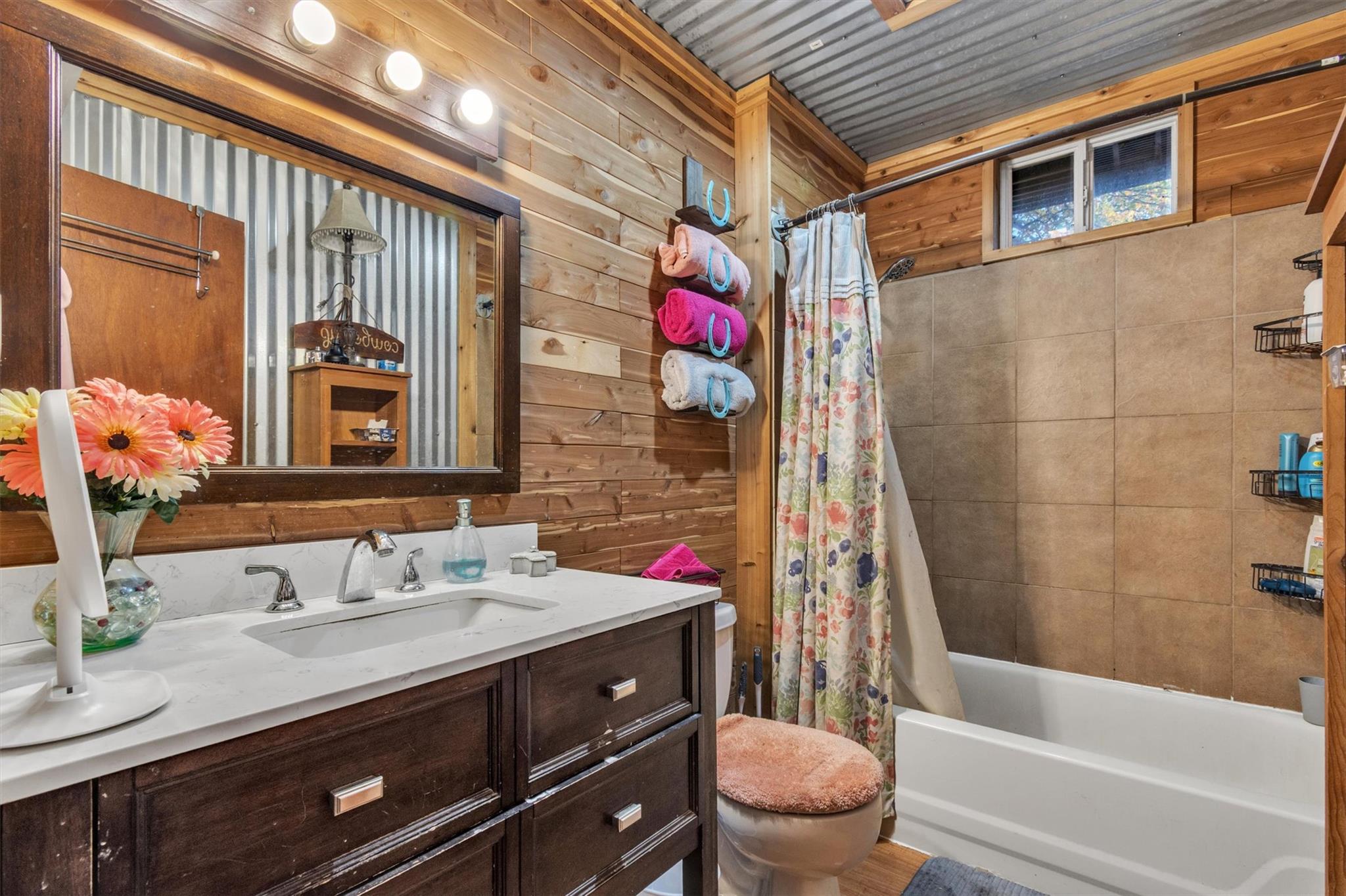 149 Wayside Dr, Elgin, TX 78621