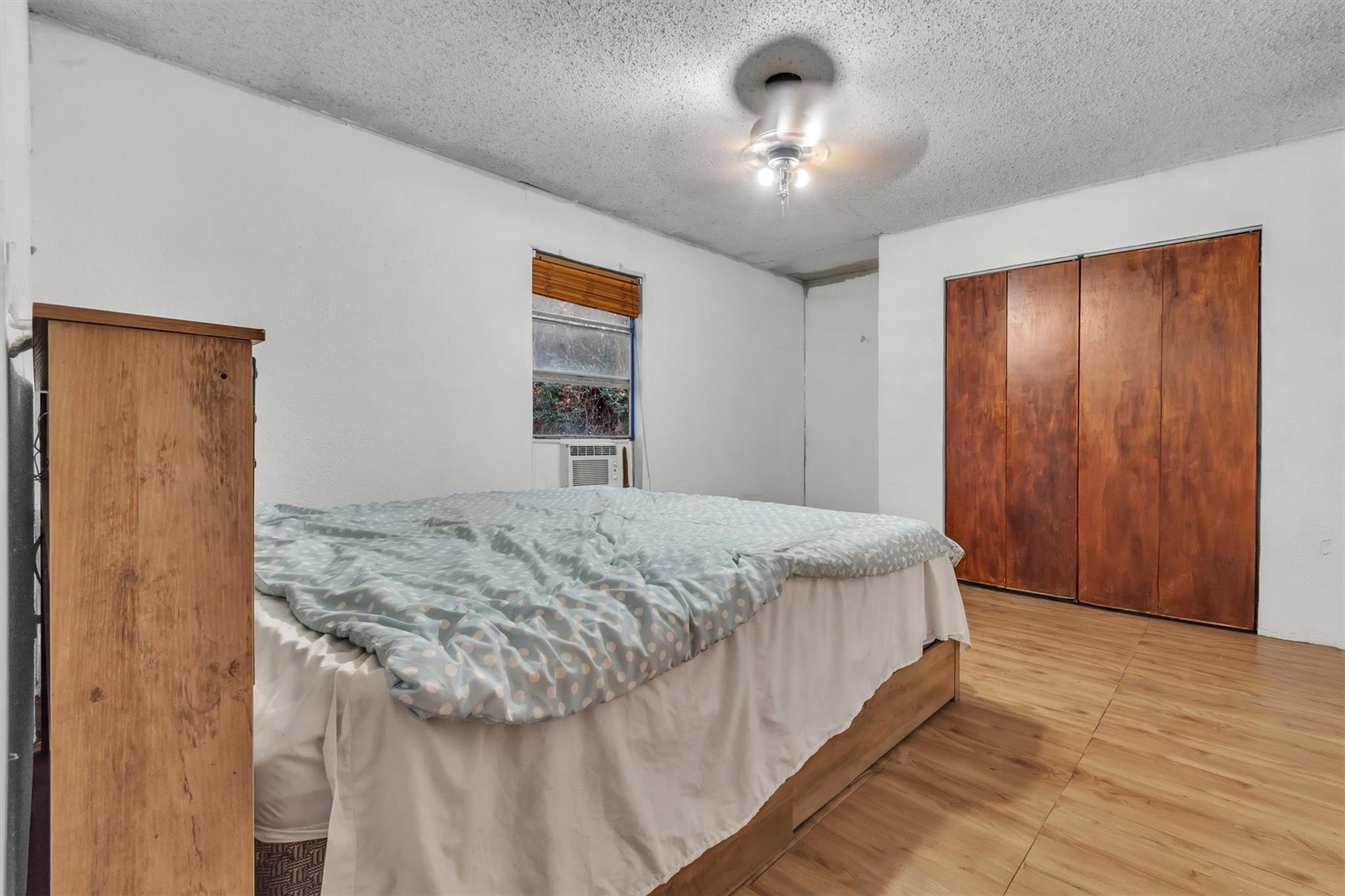 149 Wayside Dr, Elgin, TX 78621