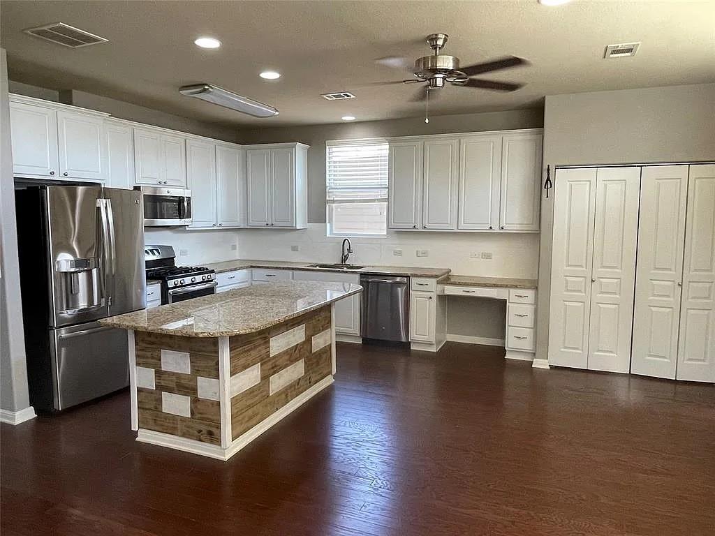 5136 Hellman, Kyle, TX 78640