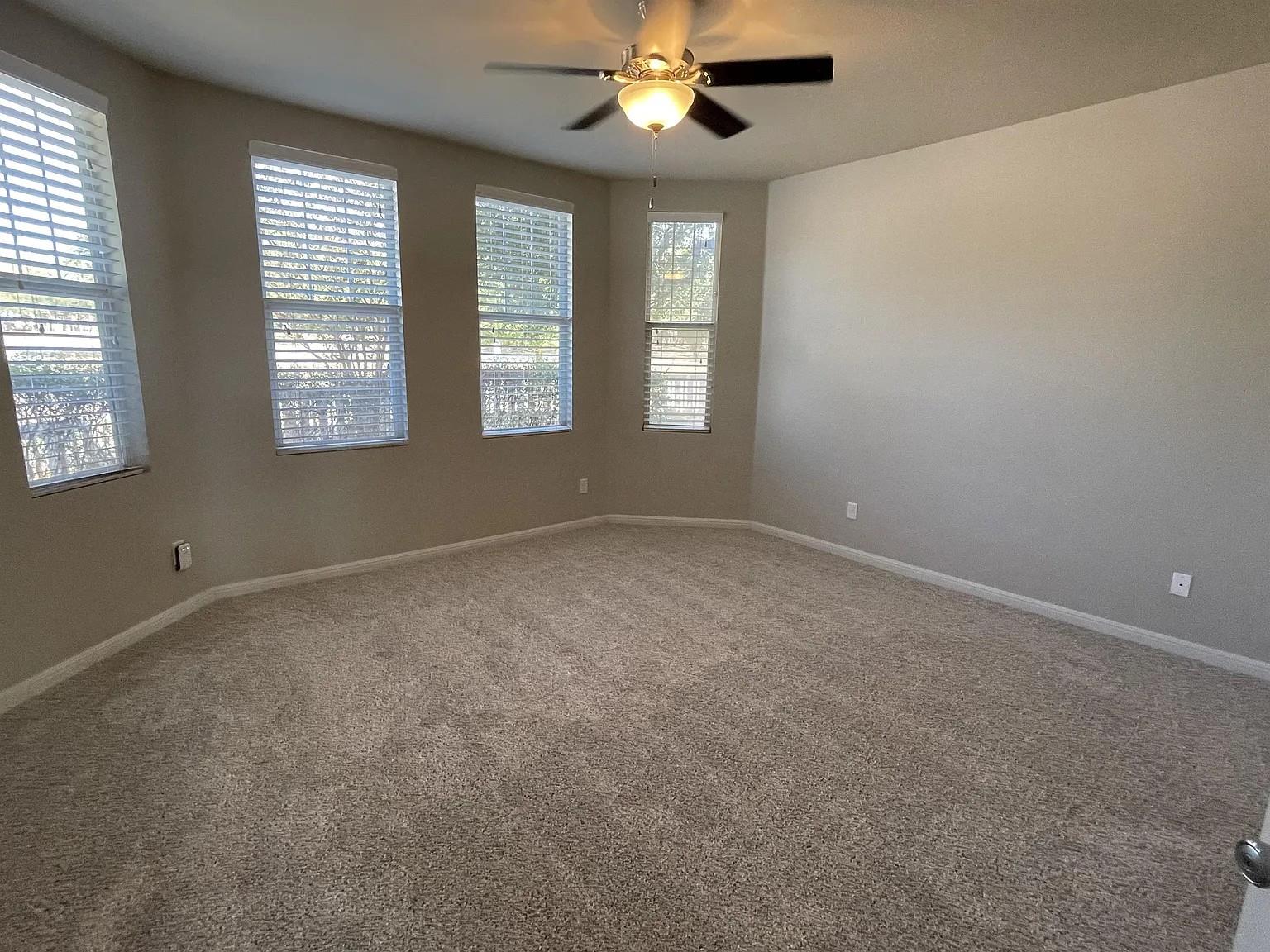 5136 Hellman, Kyle, TX 78640