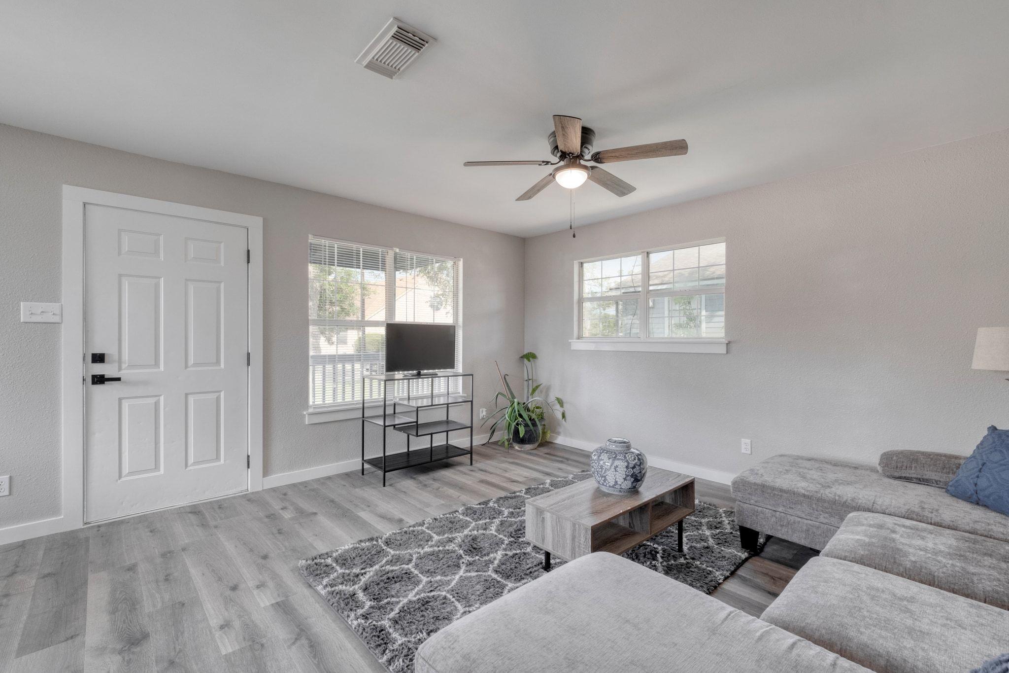 409 Talley St, Taylor, TX 76574