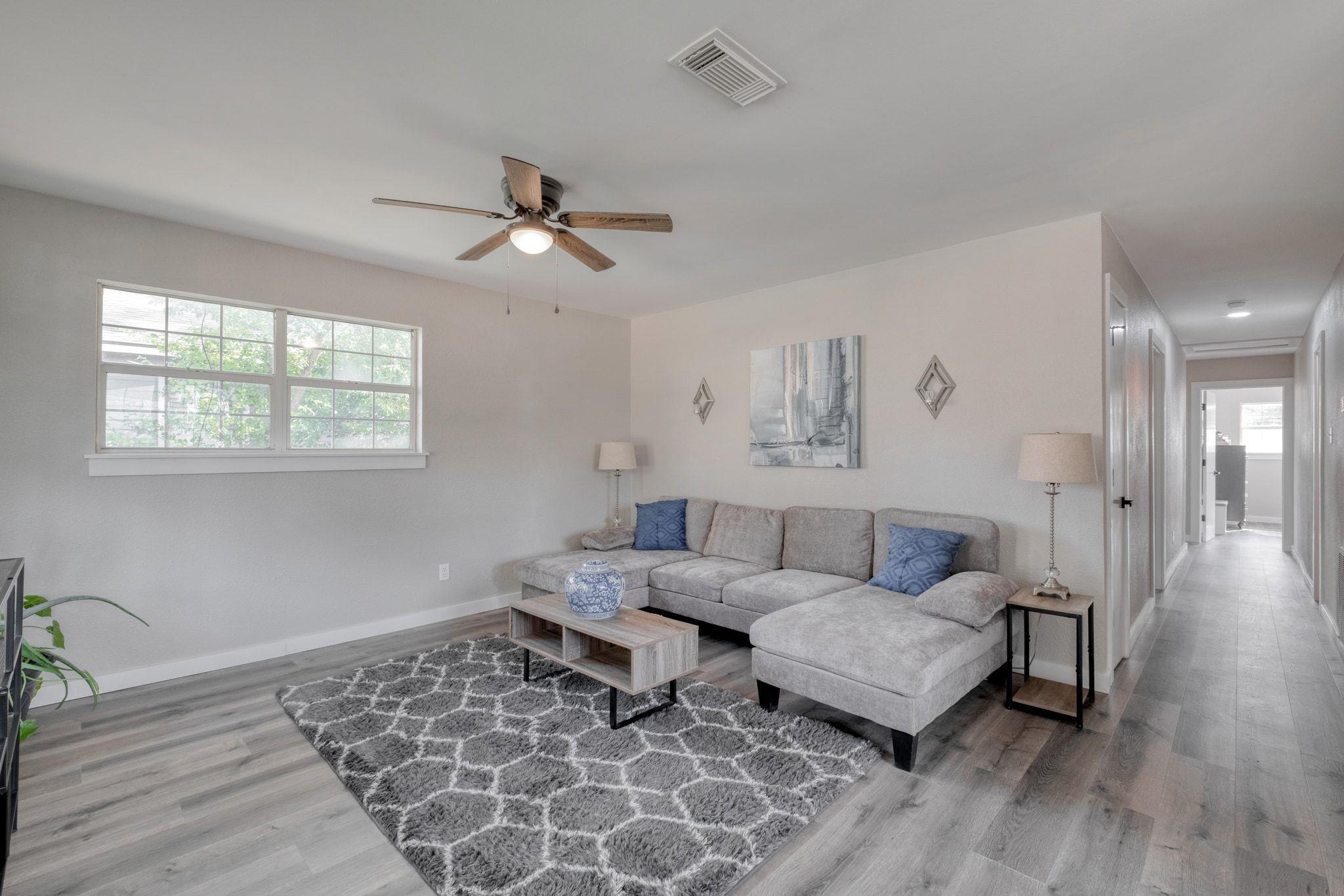 409 Talley St, Taylor, TX 76574