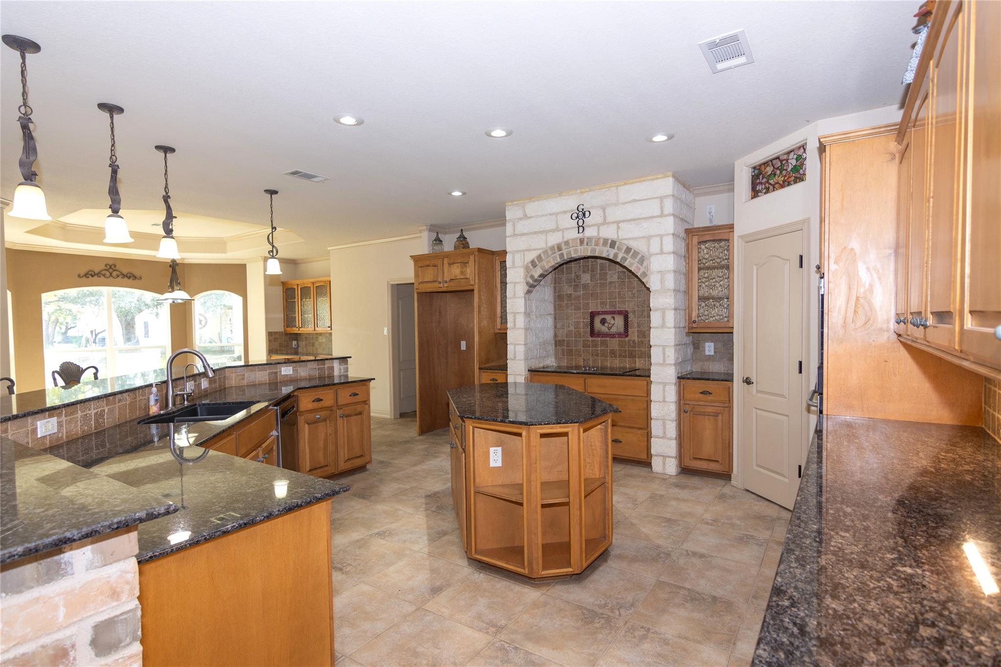 1265 Mourning Dove Ct, Salado, TX 76571