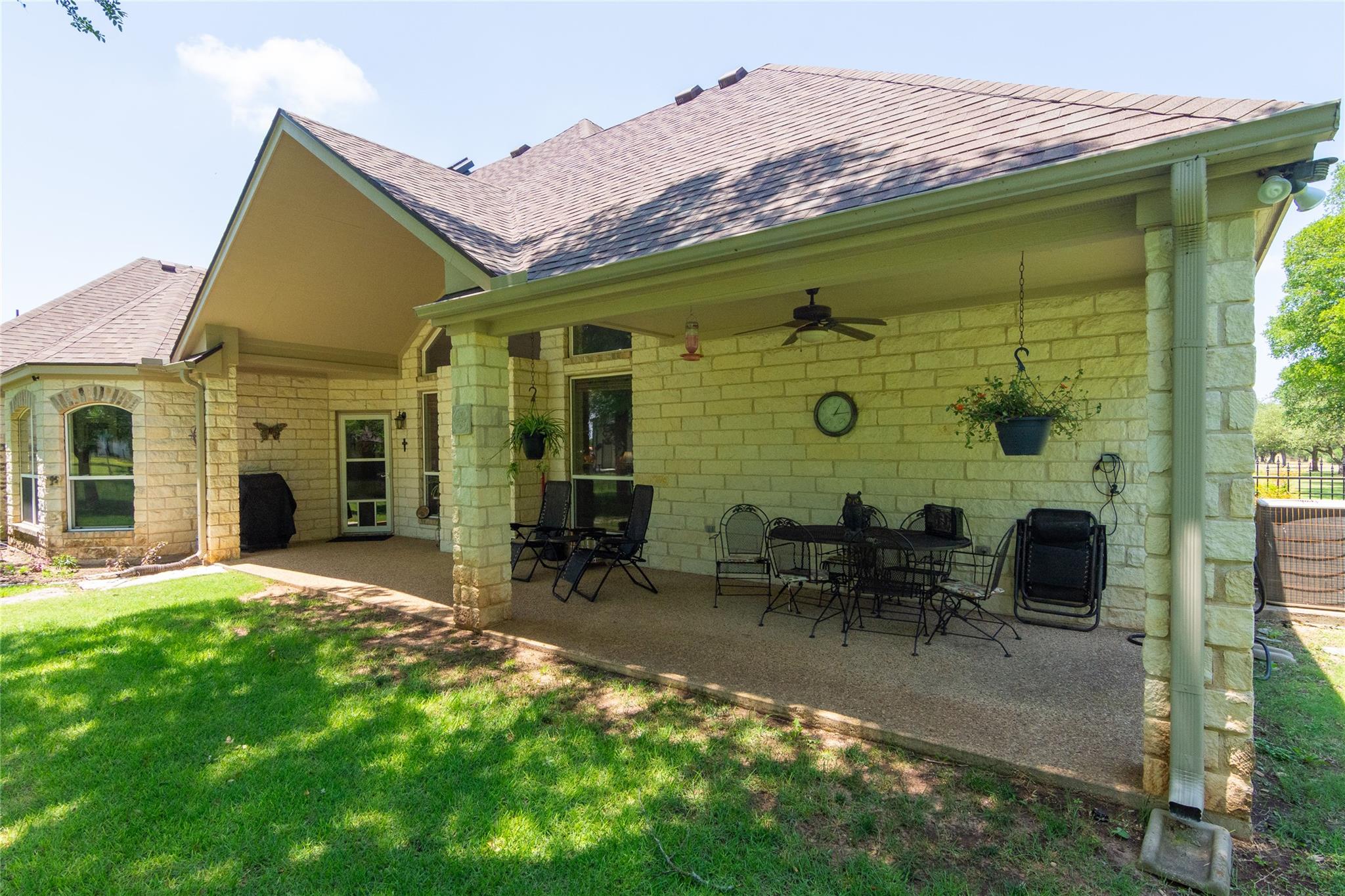 1265 Mourning Dove Ct, Salado, TX 76571