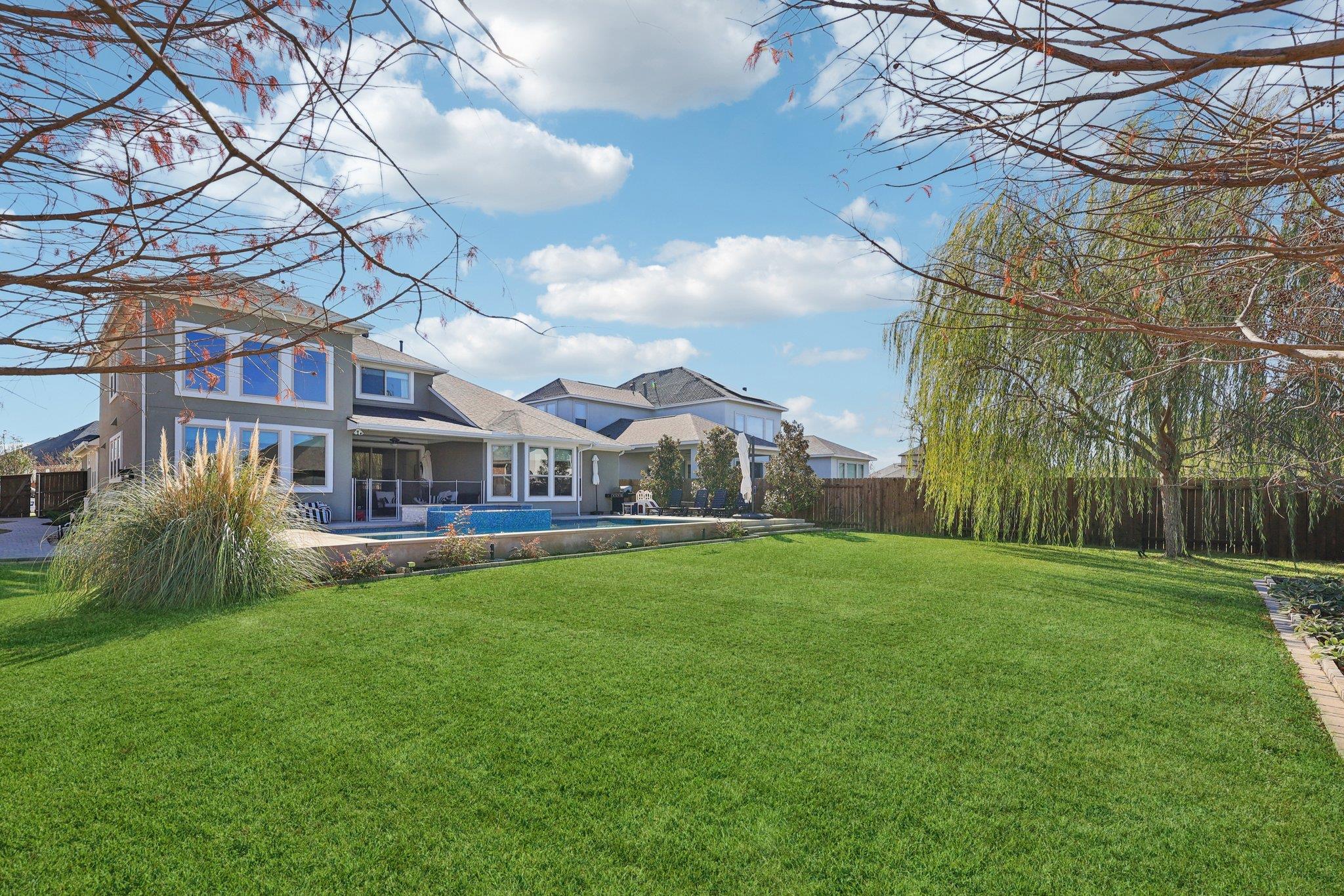 2913 Fallcrest Bnd, Leander, TX 78641