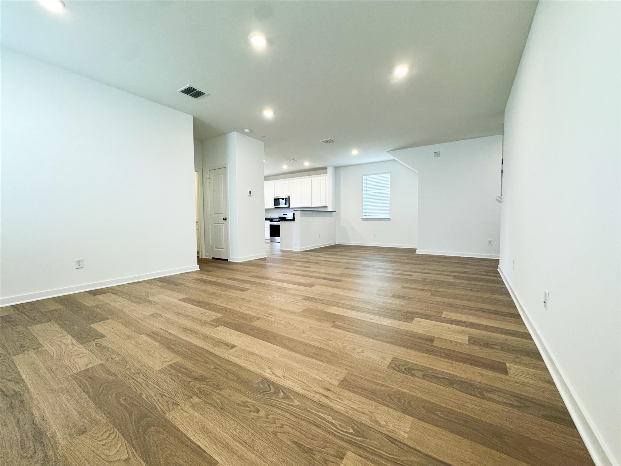 130 Golden Bell Way, Buda, TX 78610