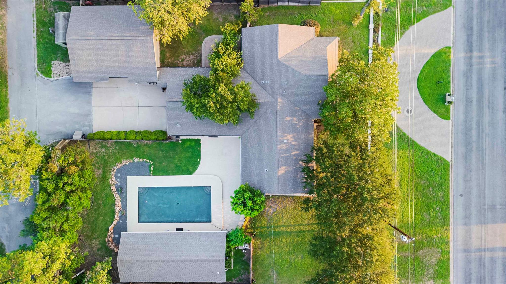 505 Avenue E, Marble Falls, TX 78654