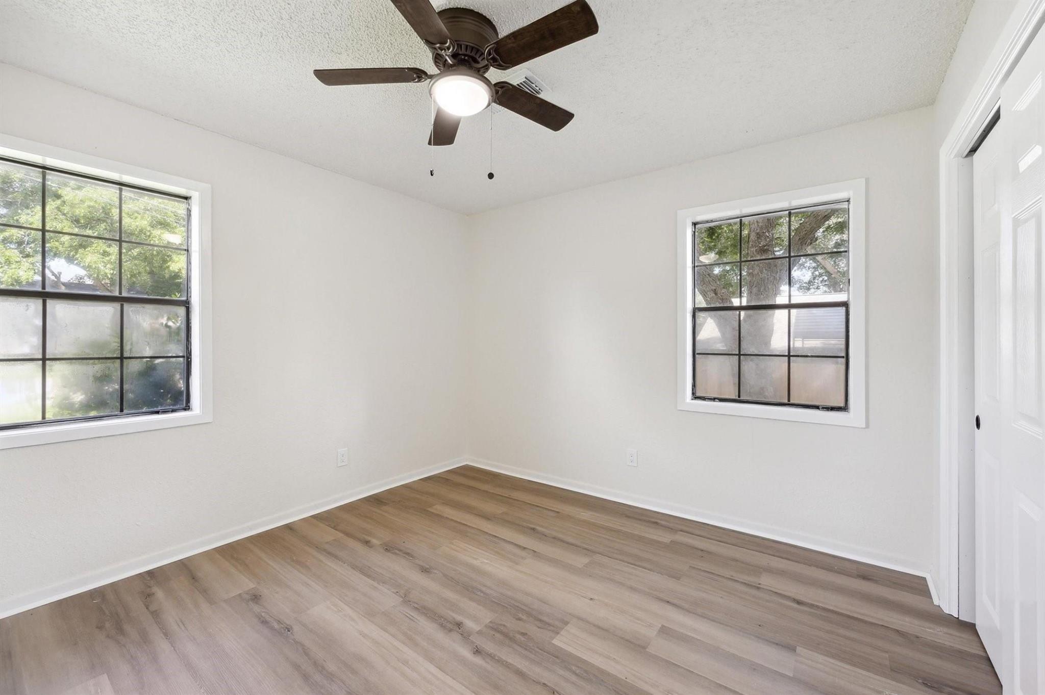 1201 E Alamo St, Brenham, TX 77833